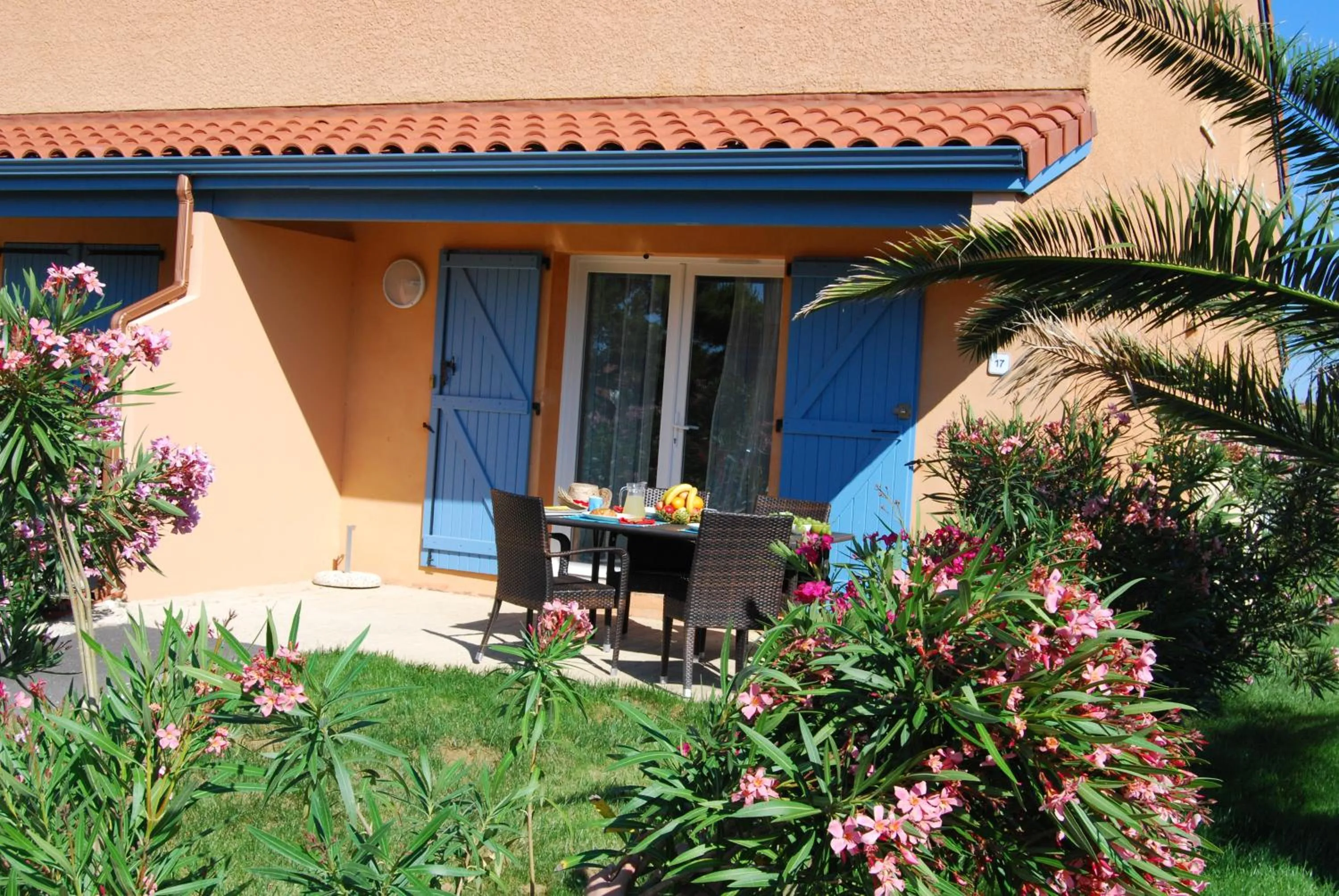 Balcony/Terrace in Lagrange Grand Bleu Vacances – Résidence Le Mas de Torreilles