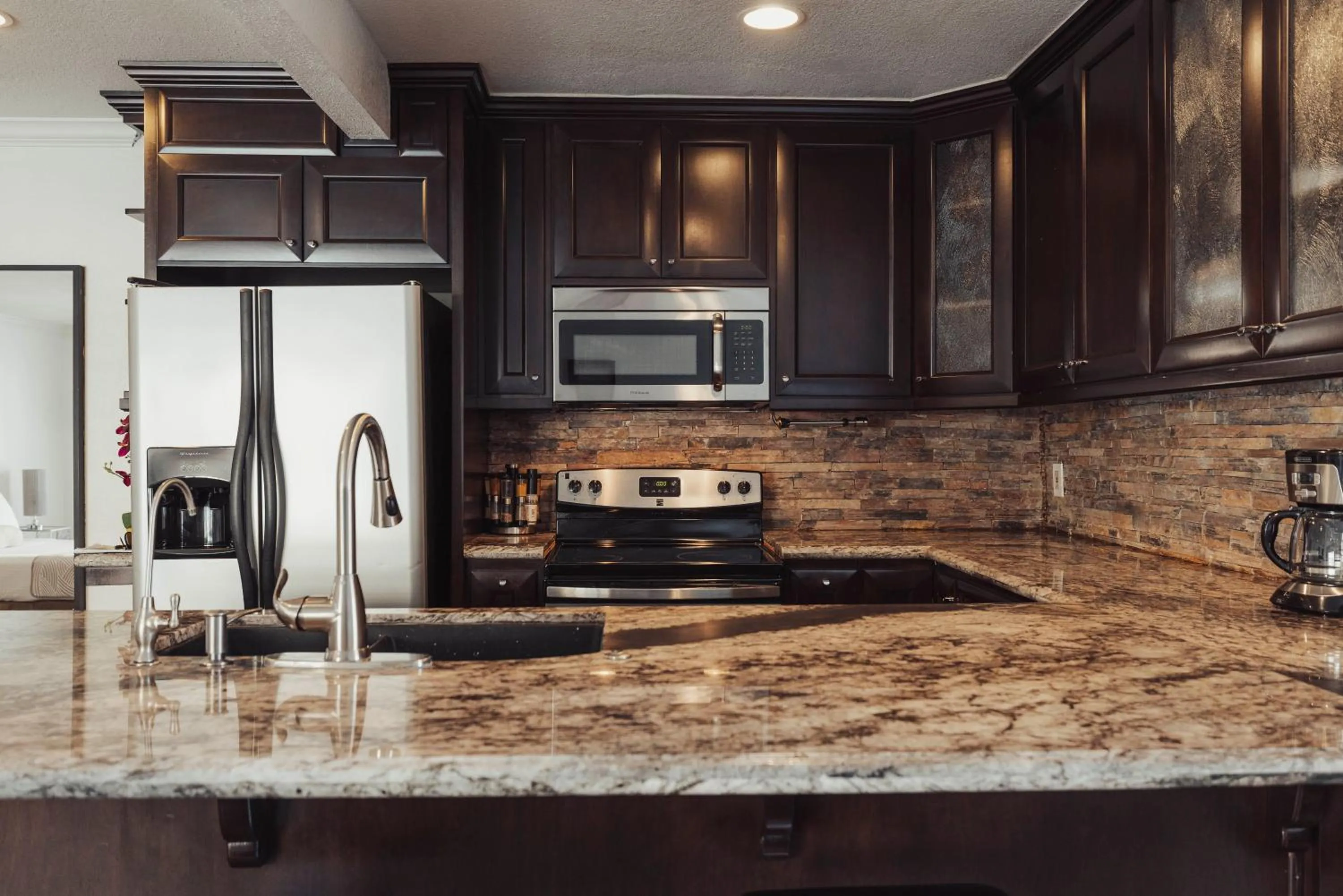 Kitchen or kitchenette in The Dixie Hollywood