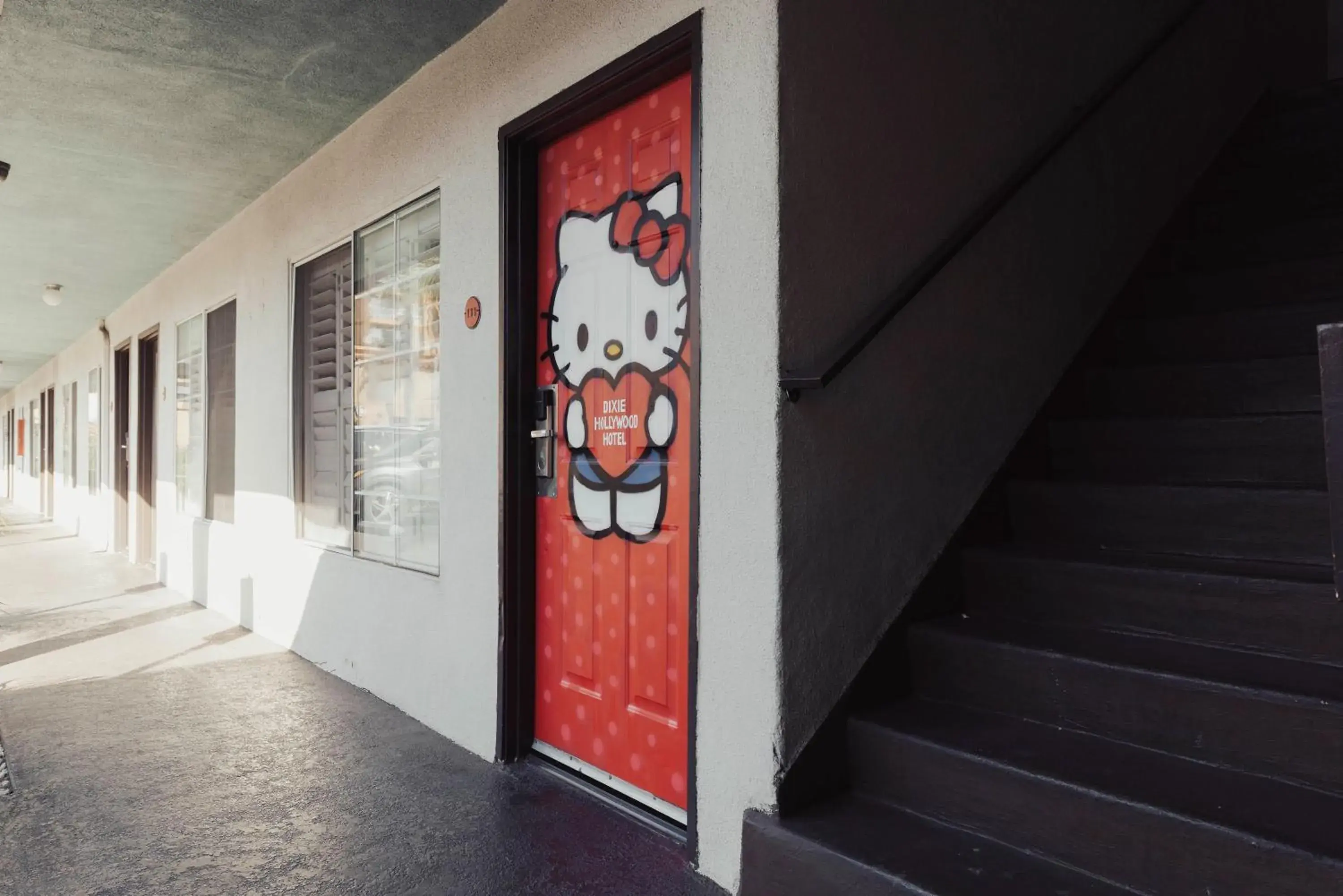 Property building in The Dixie Hollywood Property building in The Dixie Hollywood