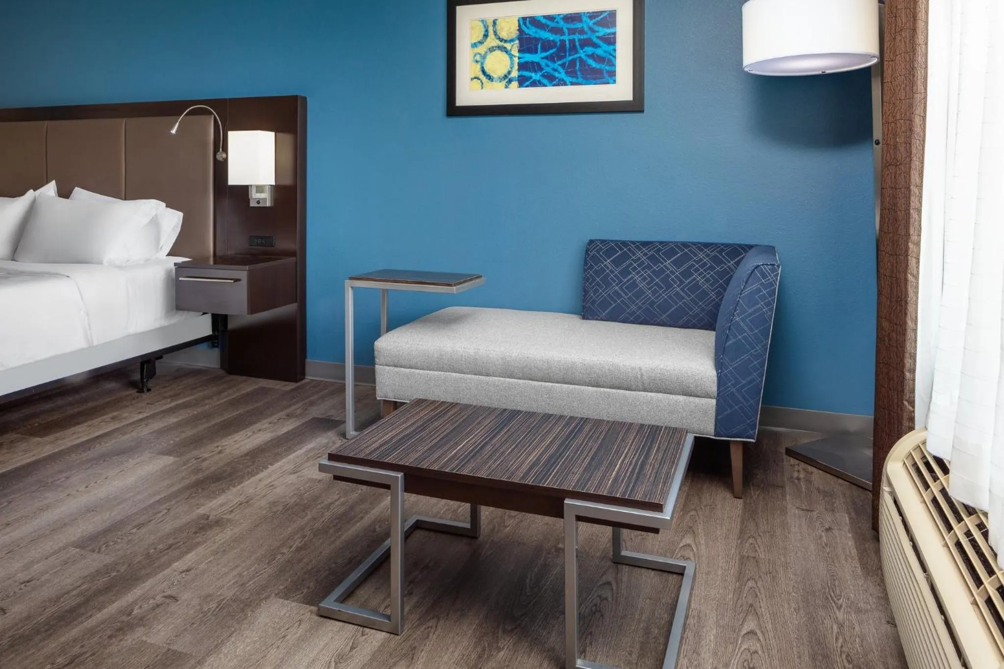 Photo of the whole room, Bed in Holiday Inn Express Hotel & Suites St. Louis West-O'Fallon by IHG