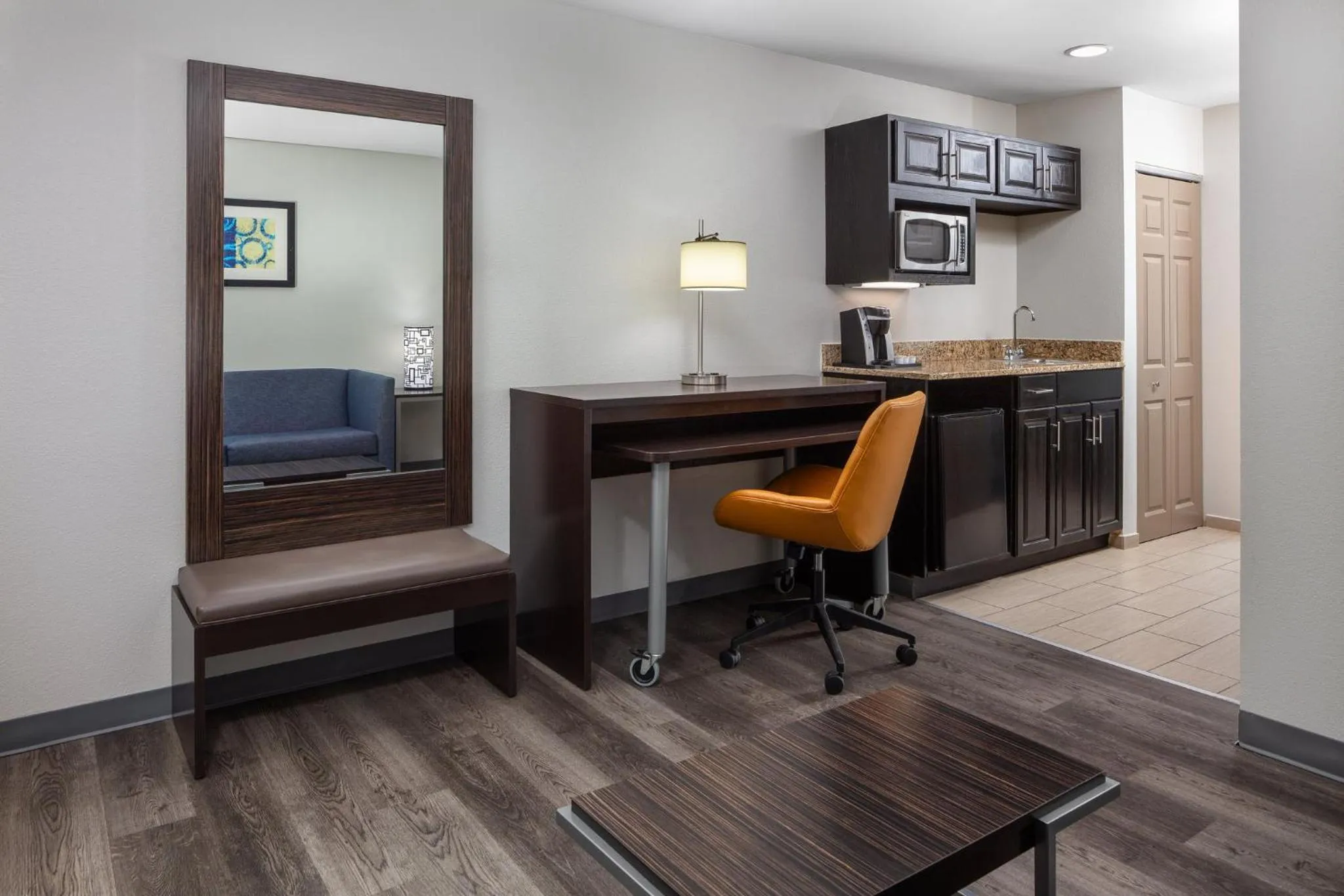 Photo of the whole room in Holiday Inn Express Hotel & Suites St. Louis West-O'Fallon by IHG