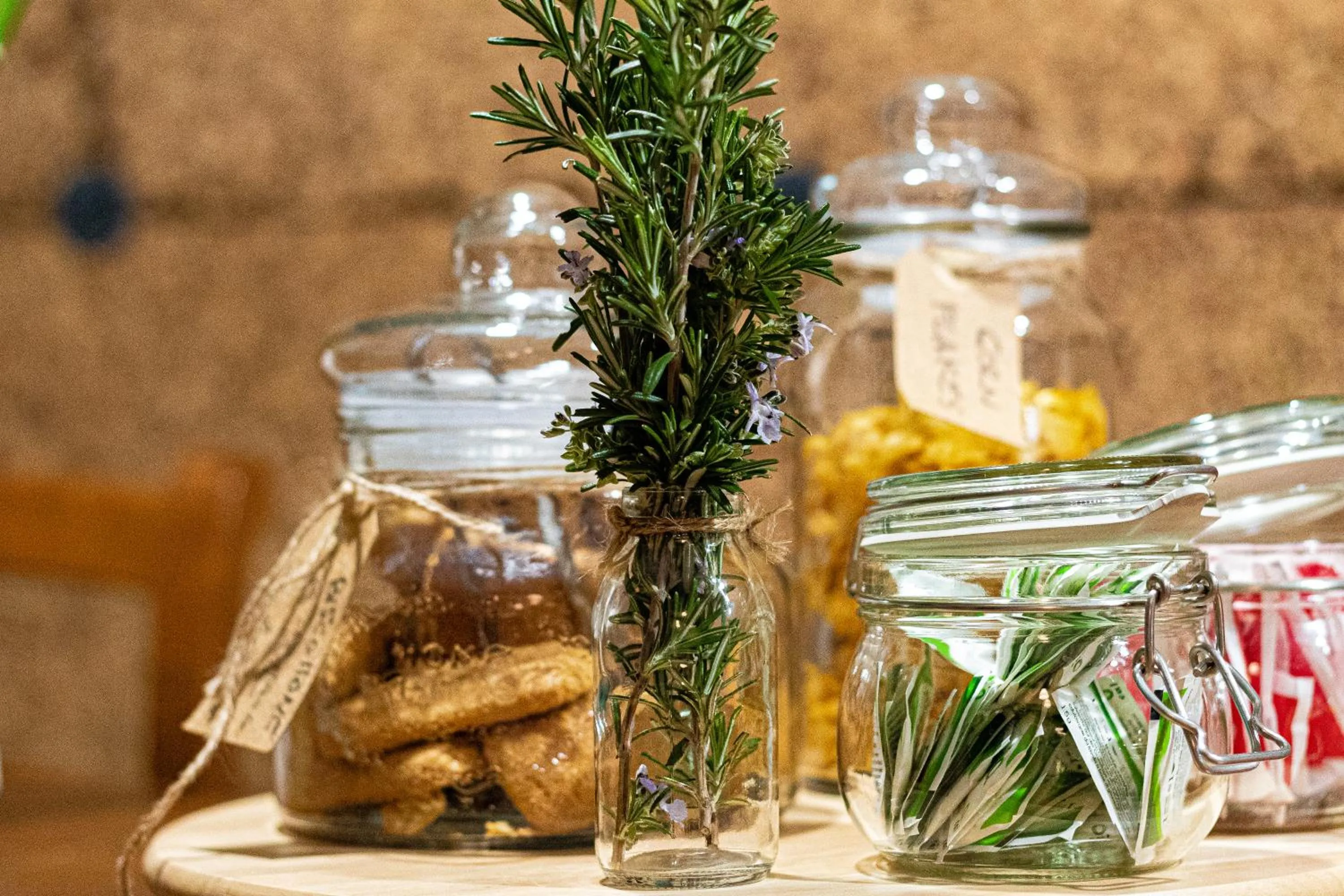 Food and drinks in Lotus House