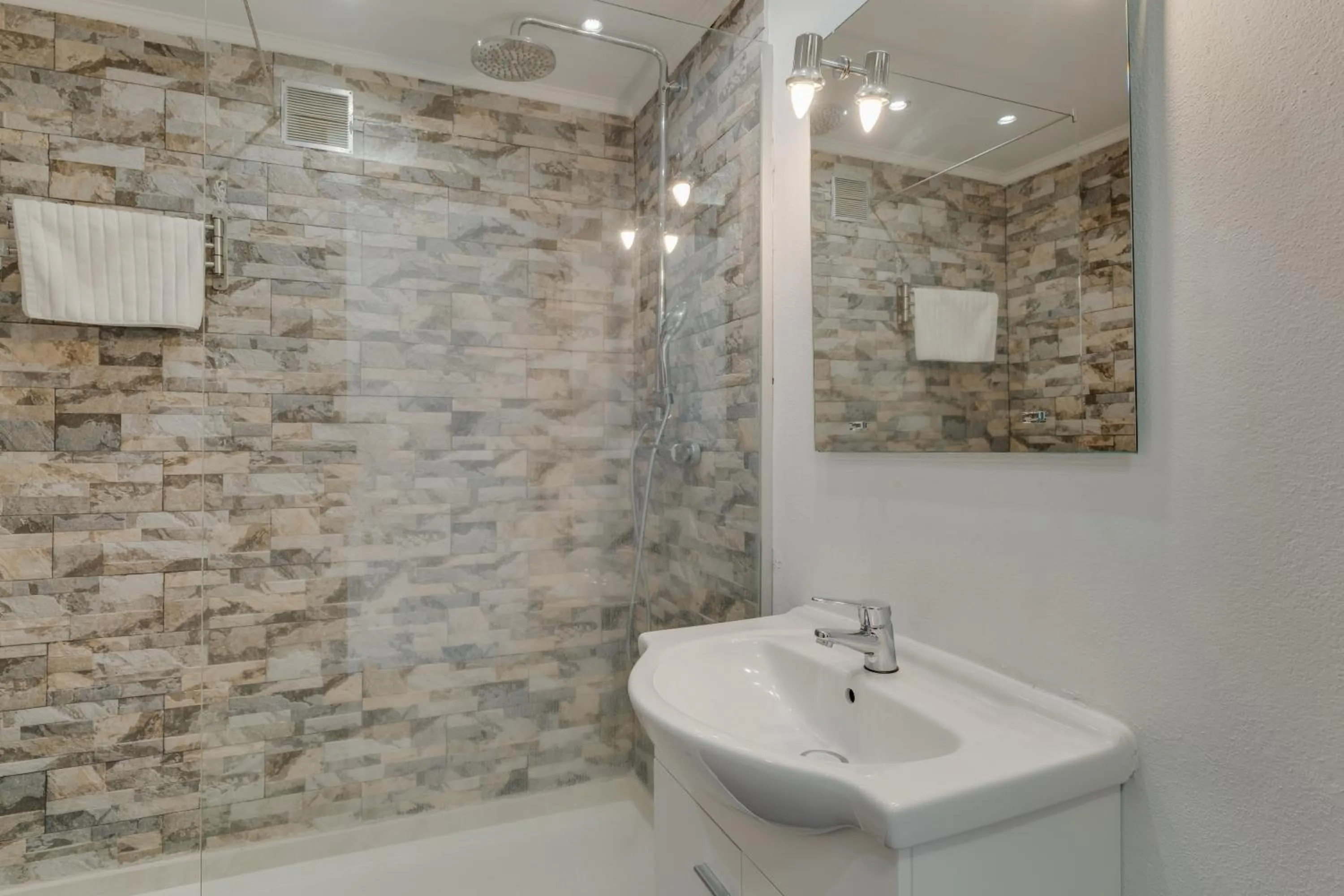 Bathroom in Bahia Top Floor
