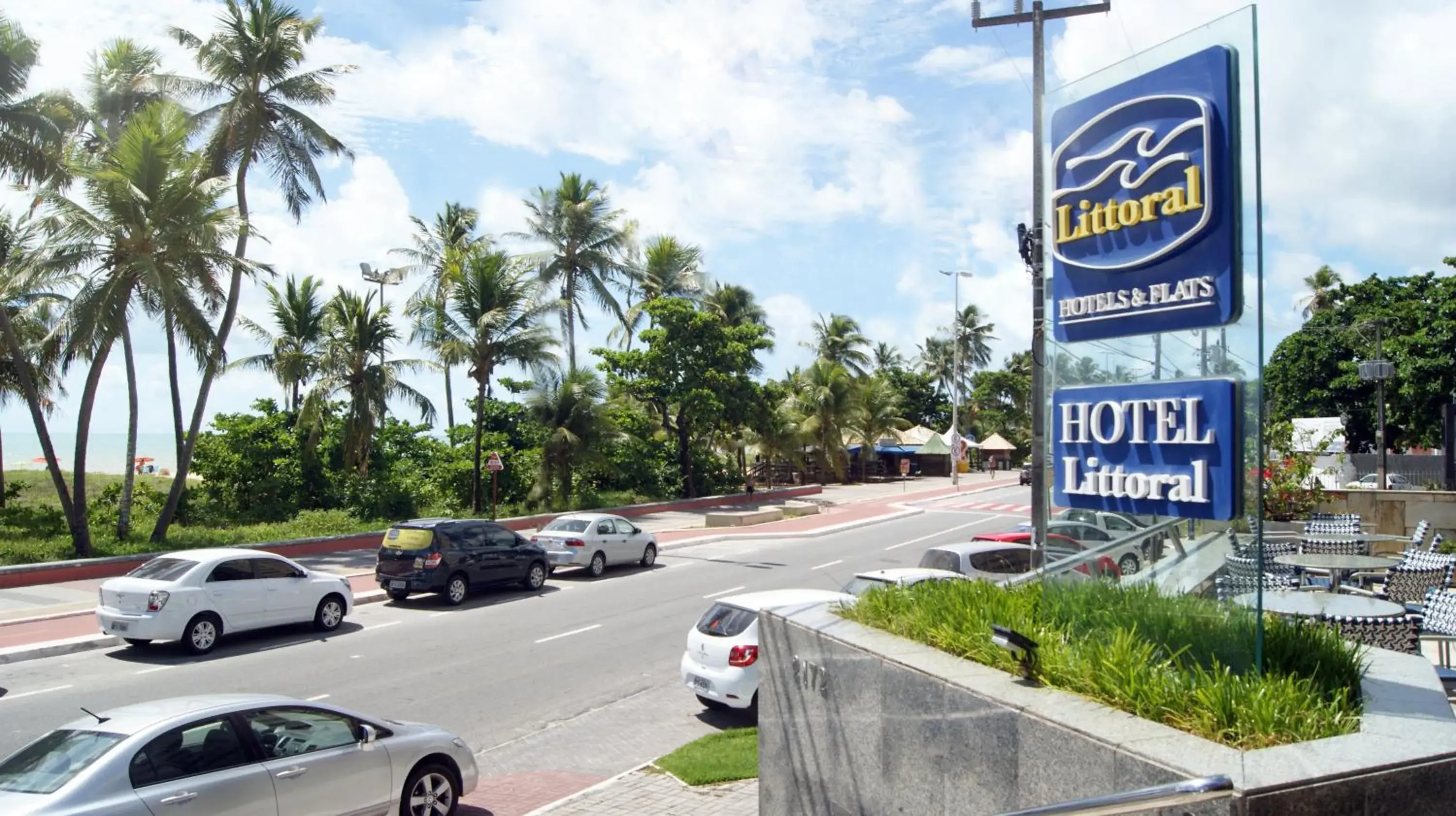 Facade/entrance in Littoral Hotel Facade/entrance in Littoral Hotel