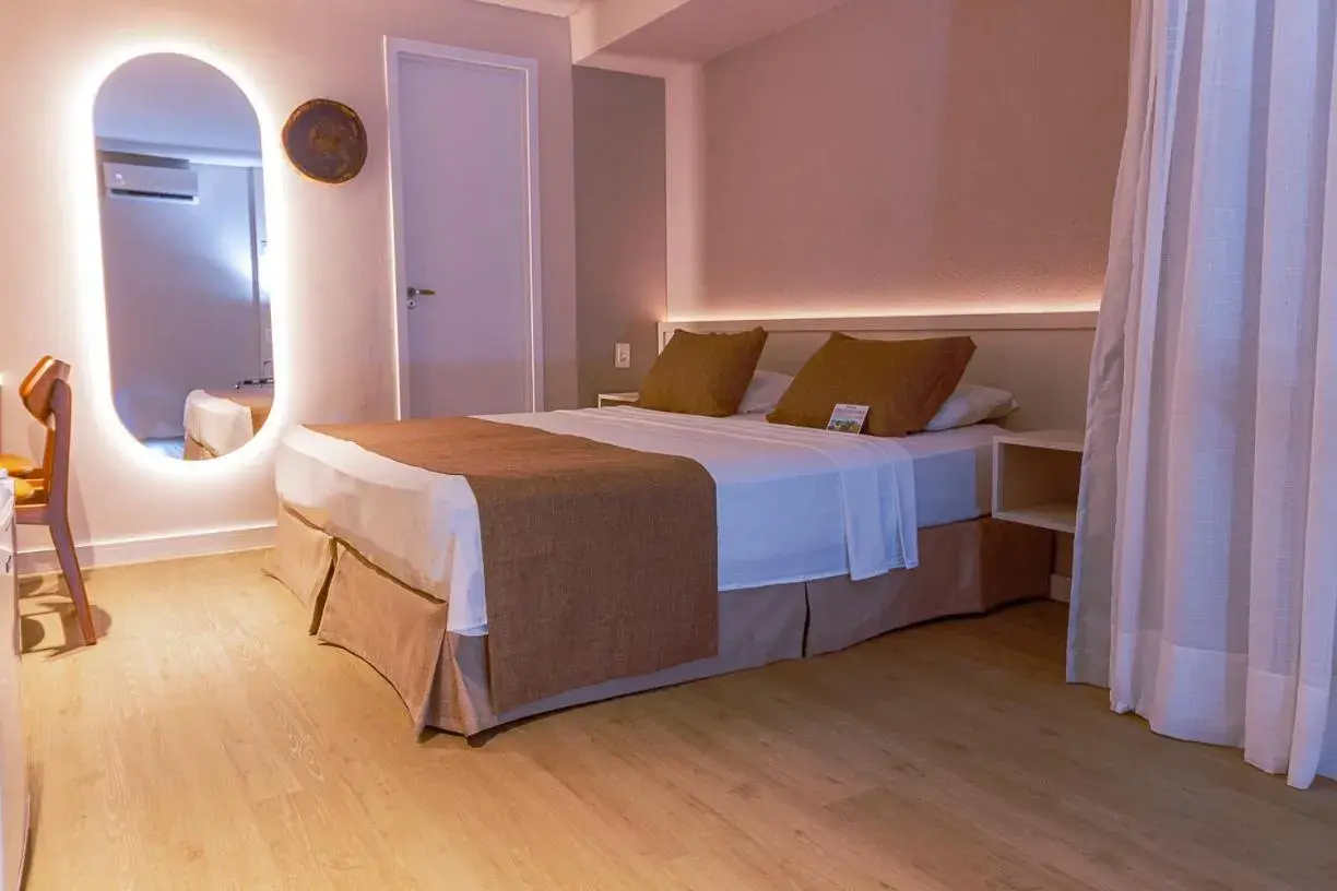 Bed in Littoral Express Bed in Littoral Express