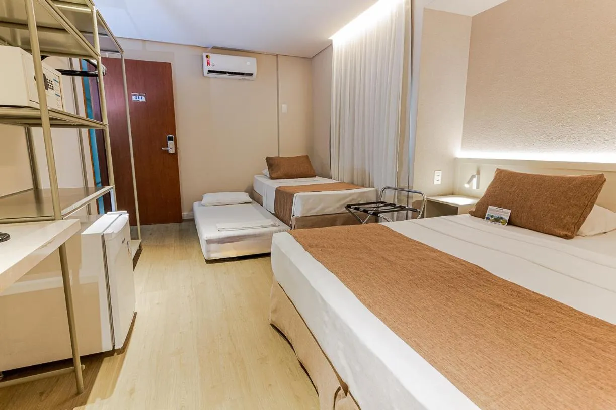 Bed in Littoral Express