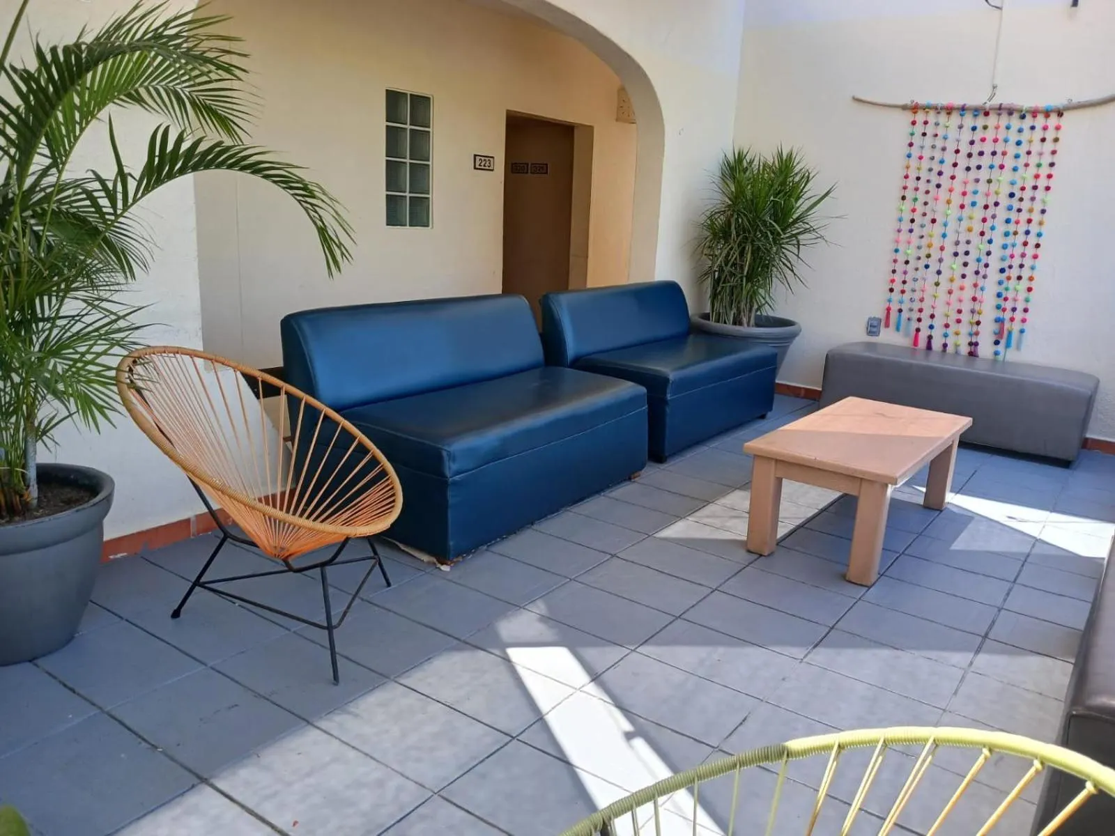 Seating area in Suites Las Palmas