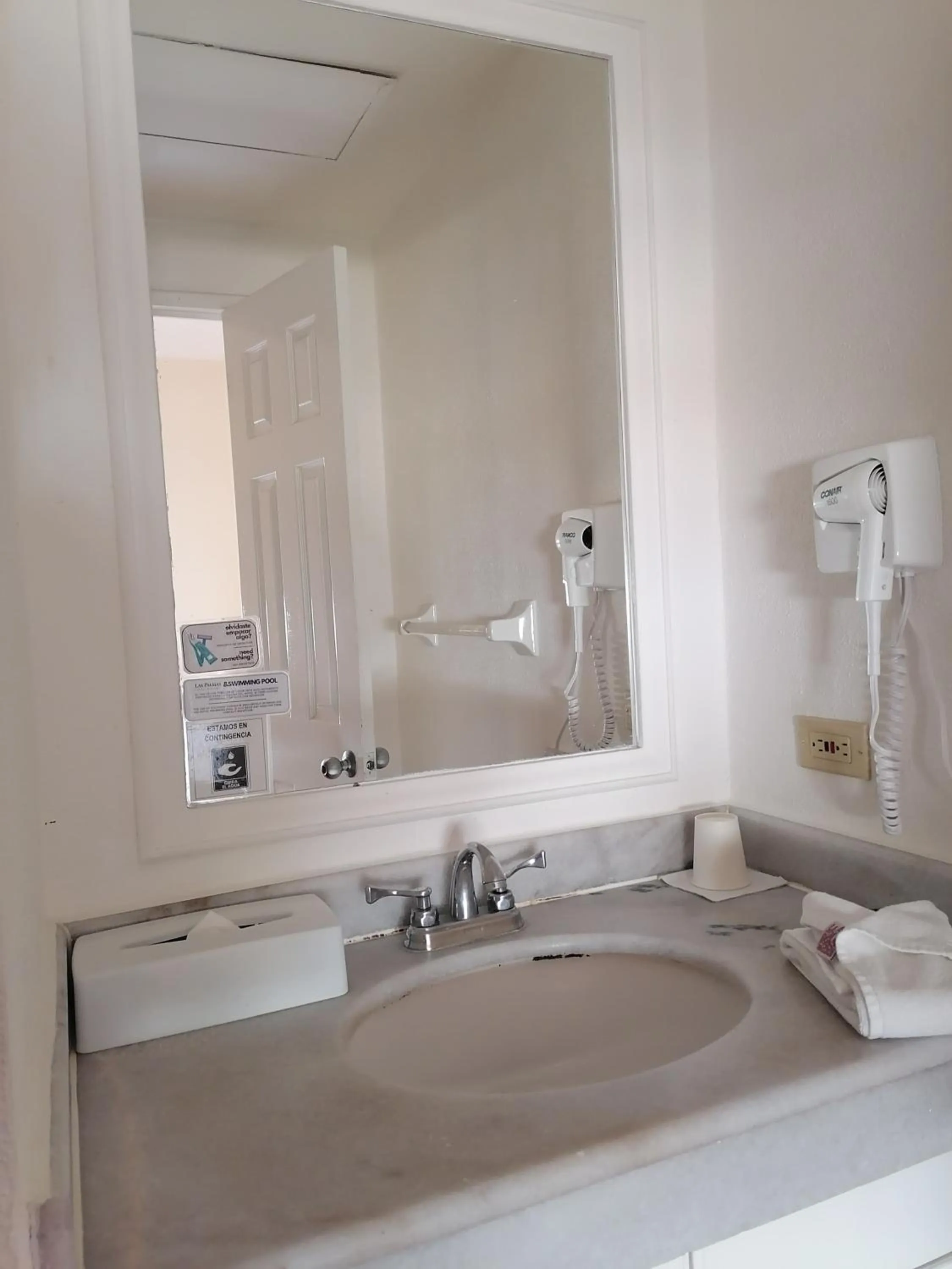 Bathroom in Suites Las Palmas