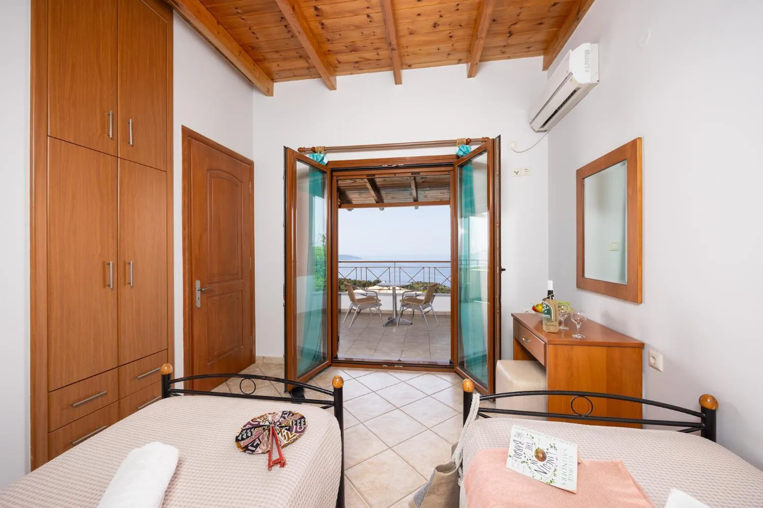Other, Bed in Villa Aetos