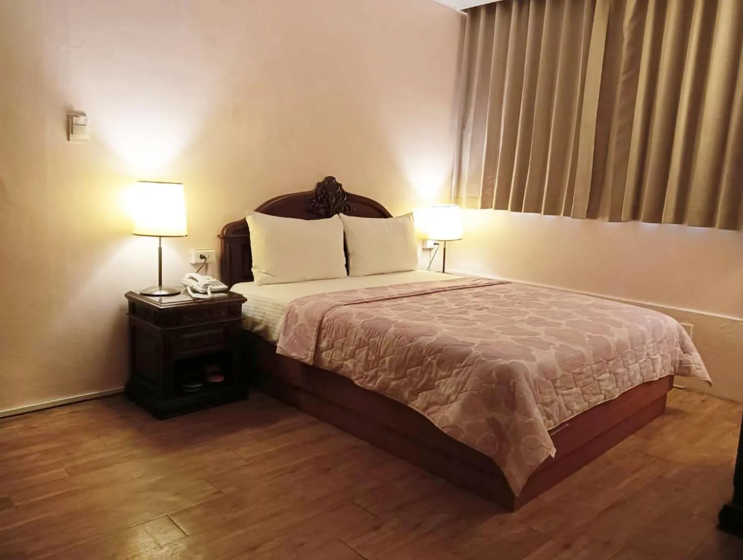 Bed in Ideal Hot Spring Water Hotel