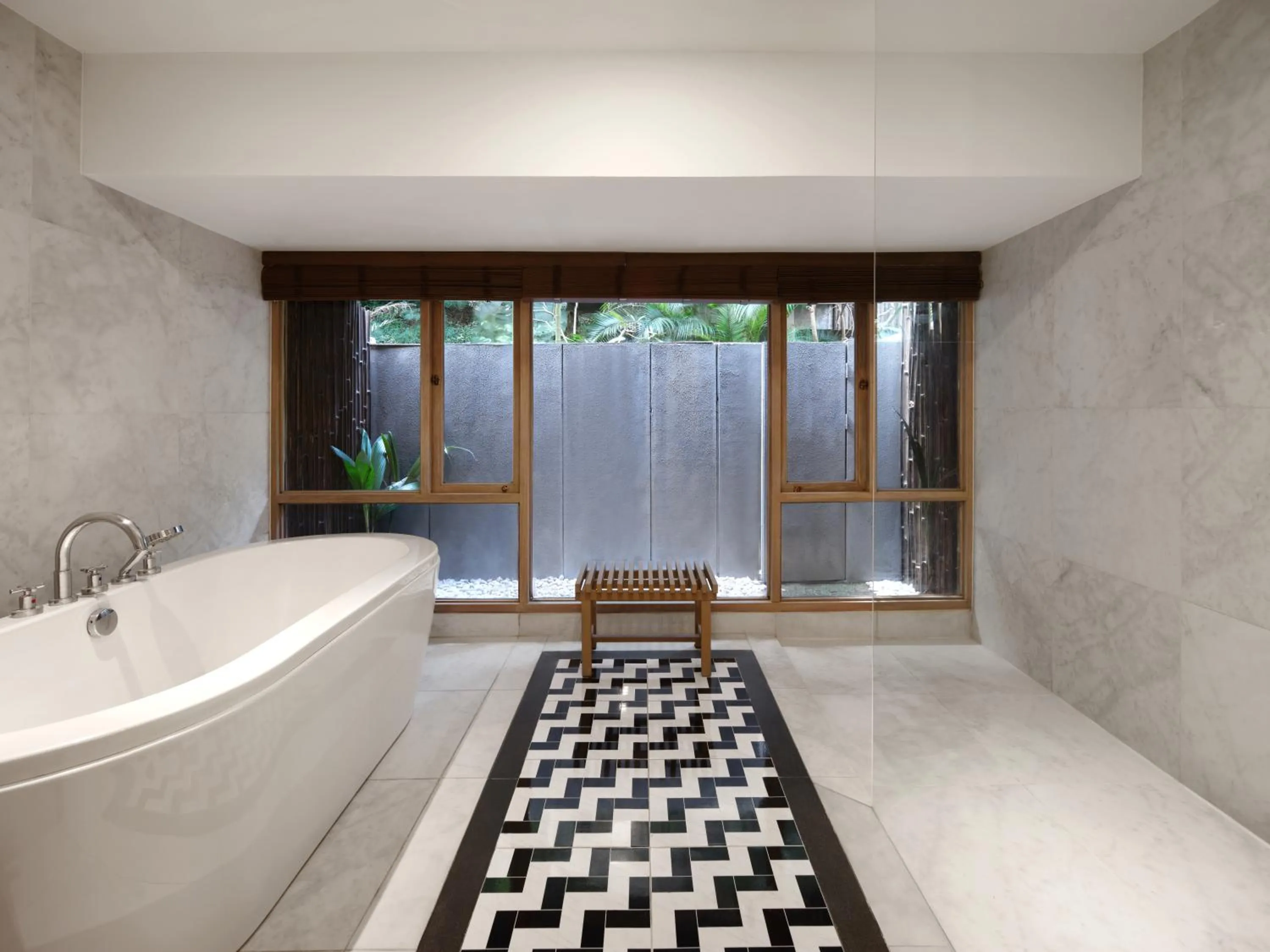 Shower in Garrya Tongsai Bay Samui