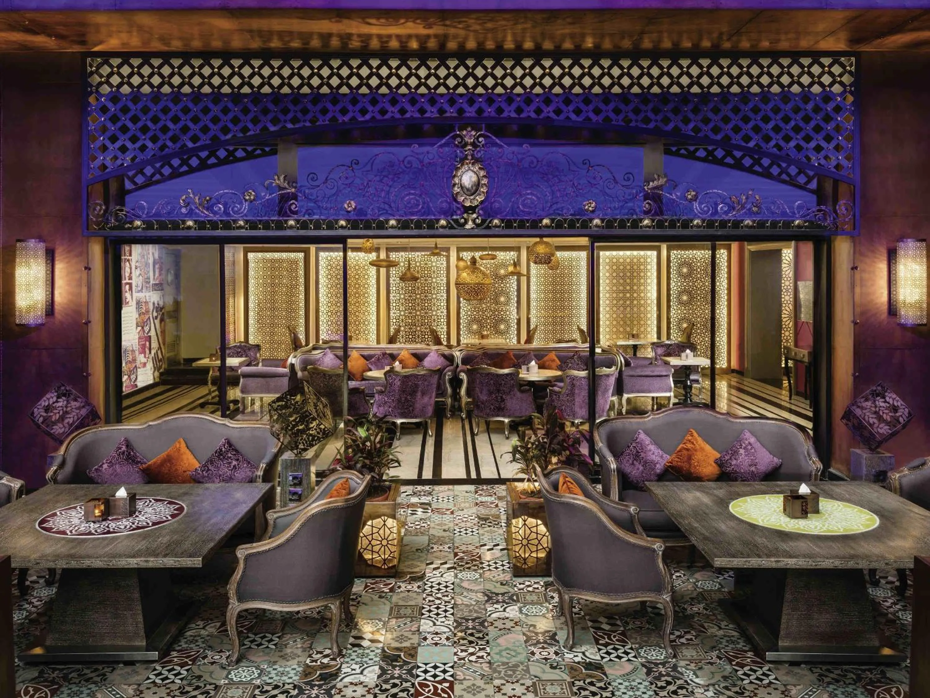 Restaurant/places to eat in Fairmont Nile City