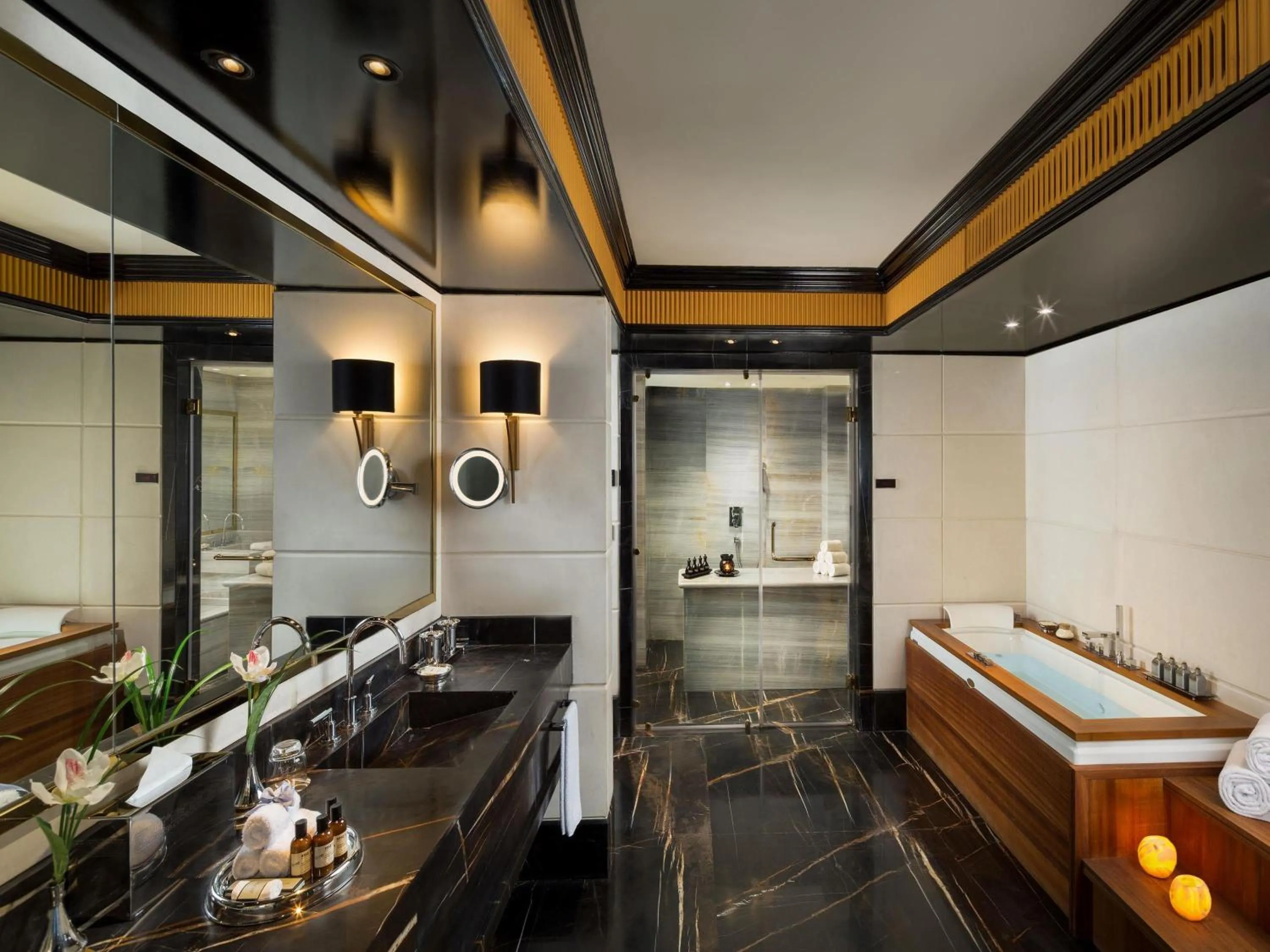 Bedroom in Fairmont Nile City