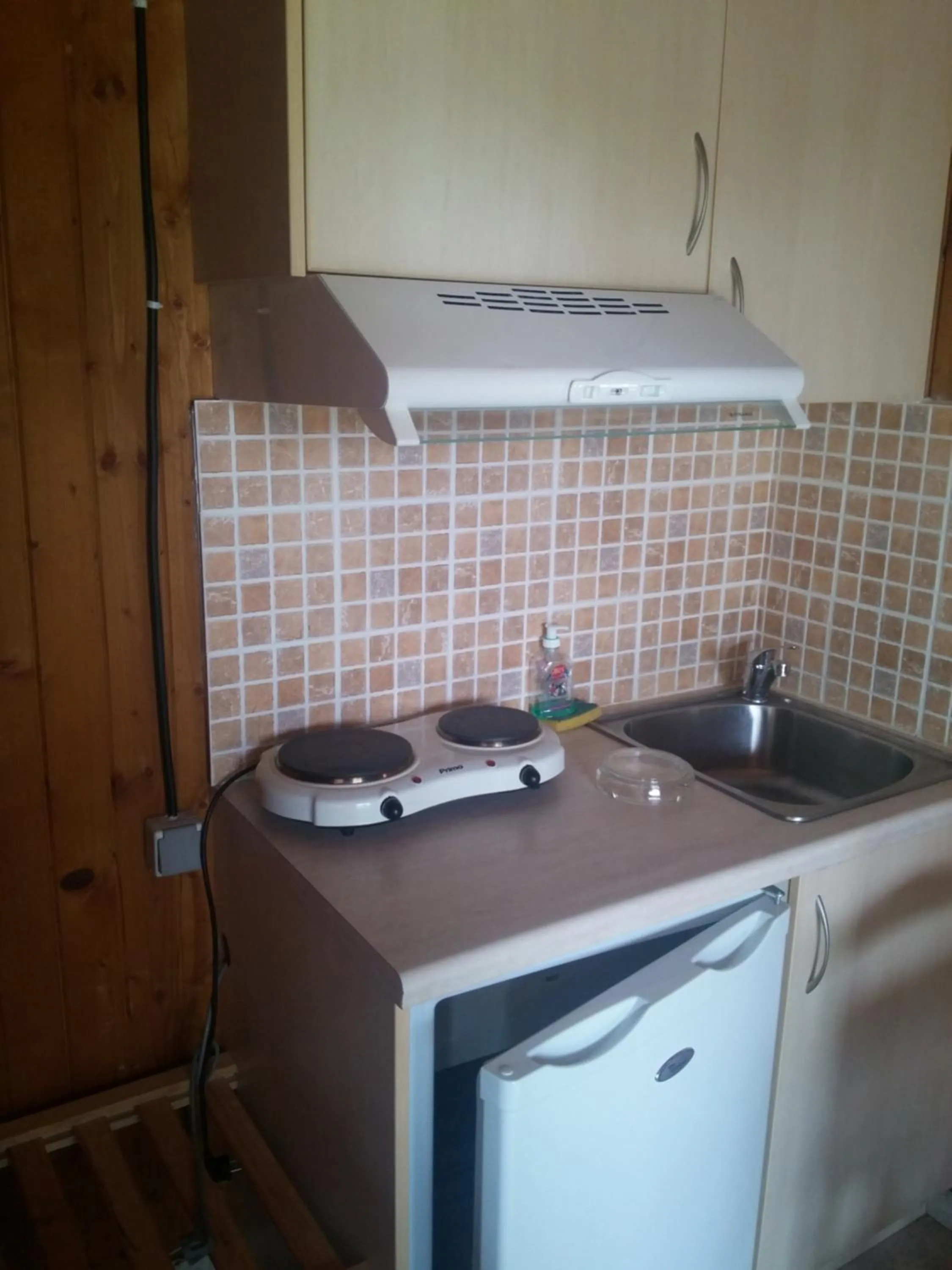 Kitchen or kitchenette in Livadaki Village