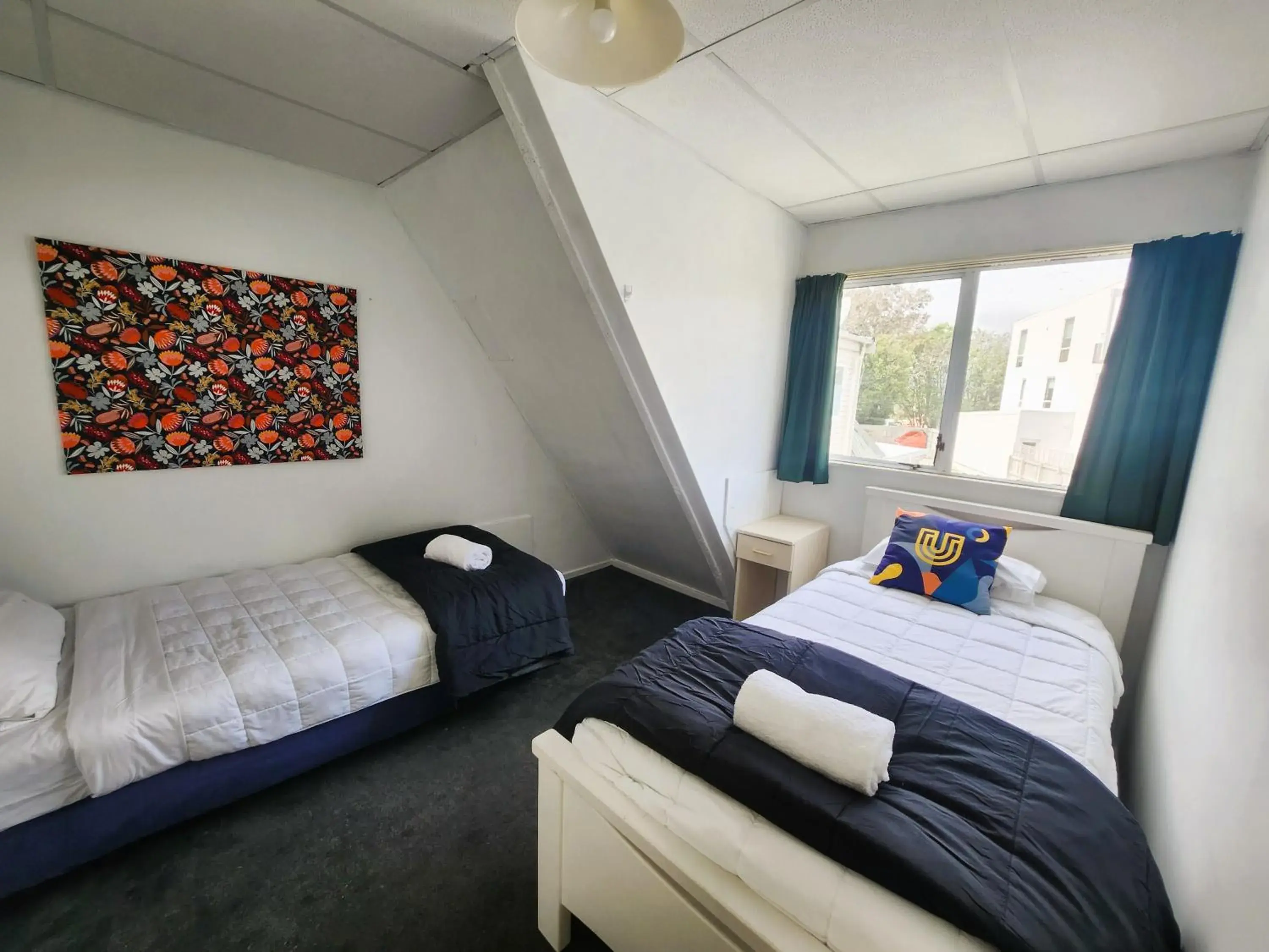 Bed in U Studios Paraparaumu Beach Bed in U Studios Paraparaumu Beach