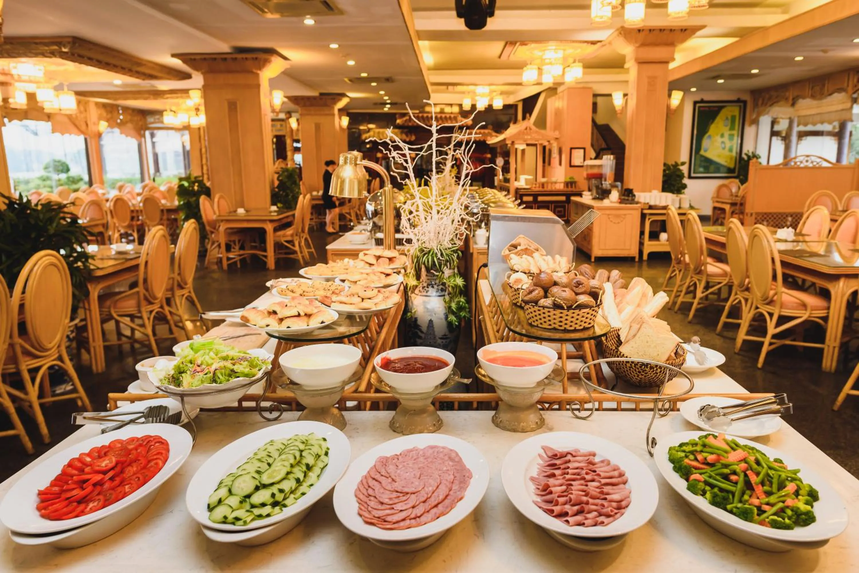 Buffet breakfast in Huong Giang Hotel Resort & Spa