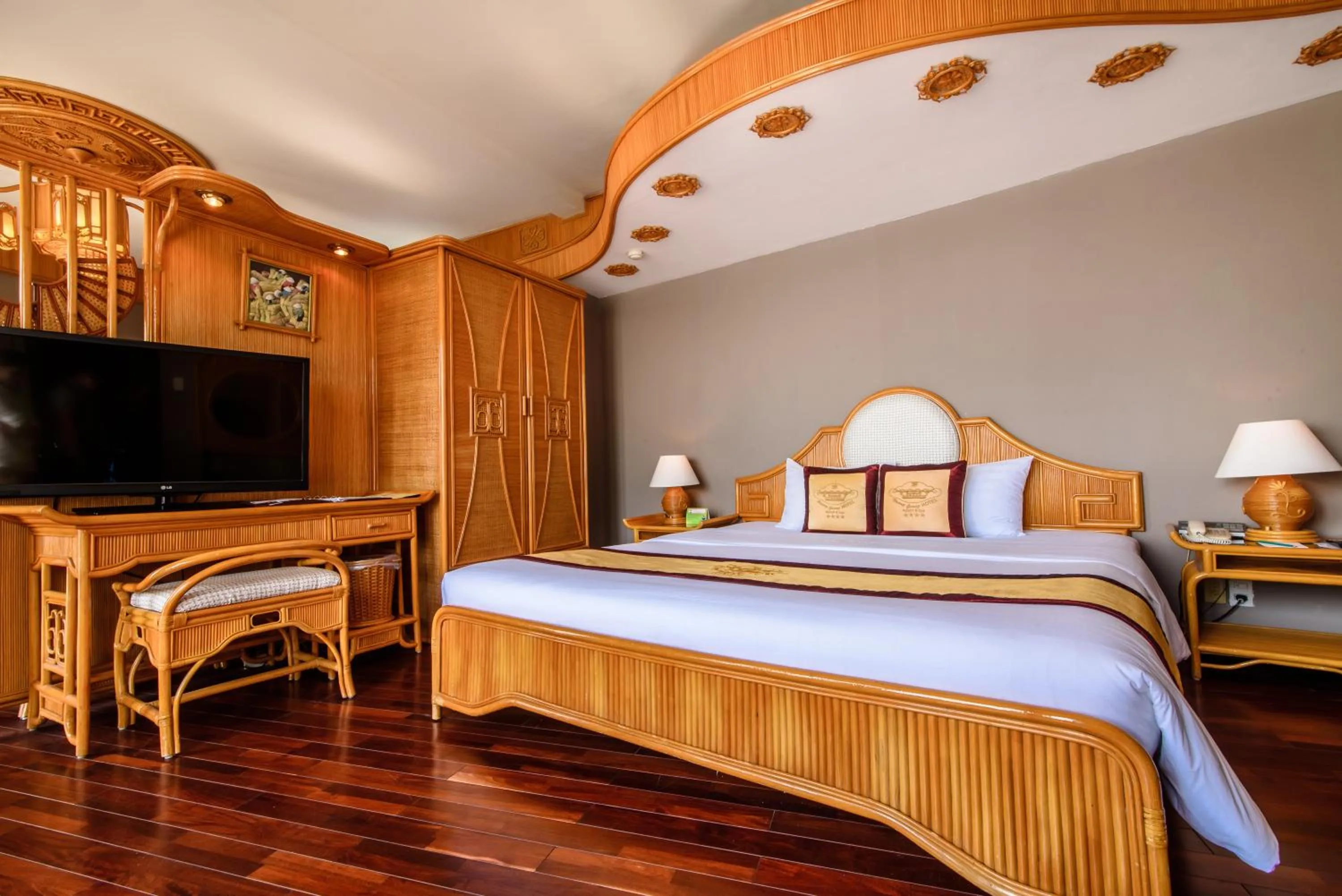 Bedroom, Bed in Huong Giang Hotel Resort & Spa