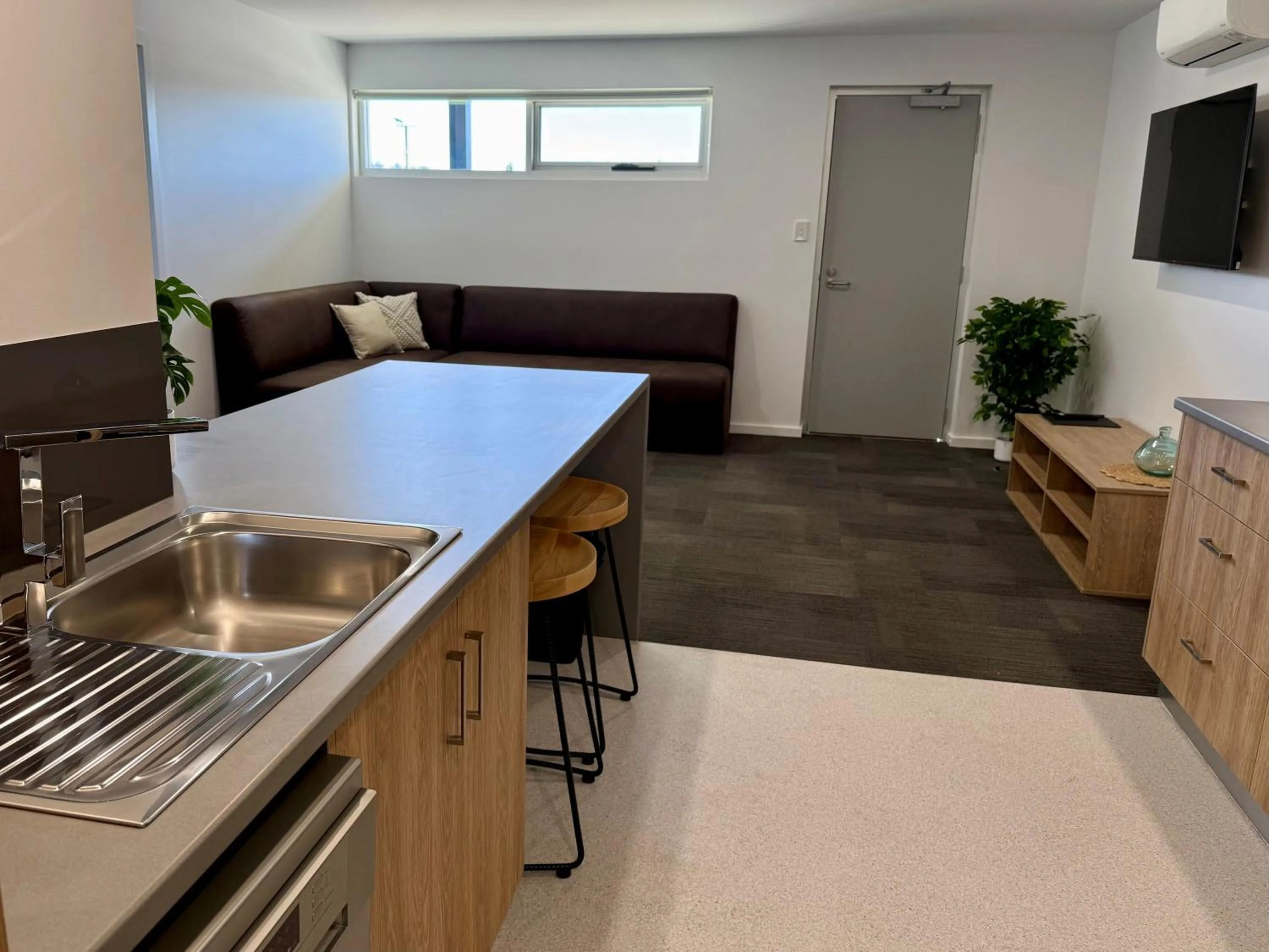 Brighton Hotel Motel