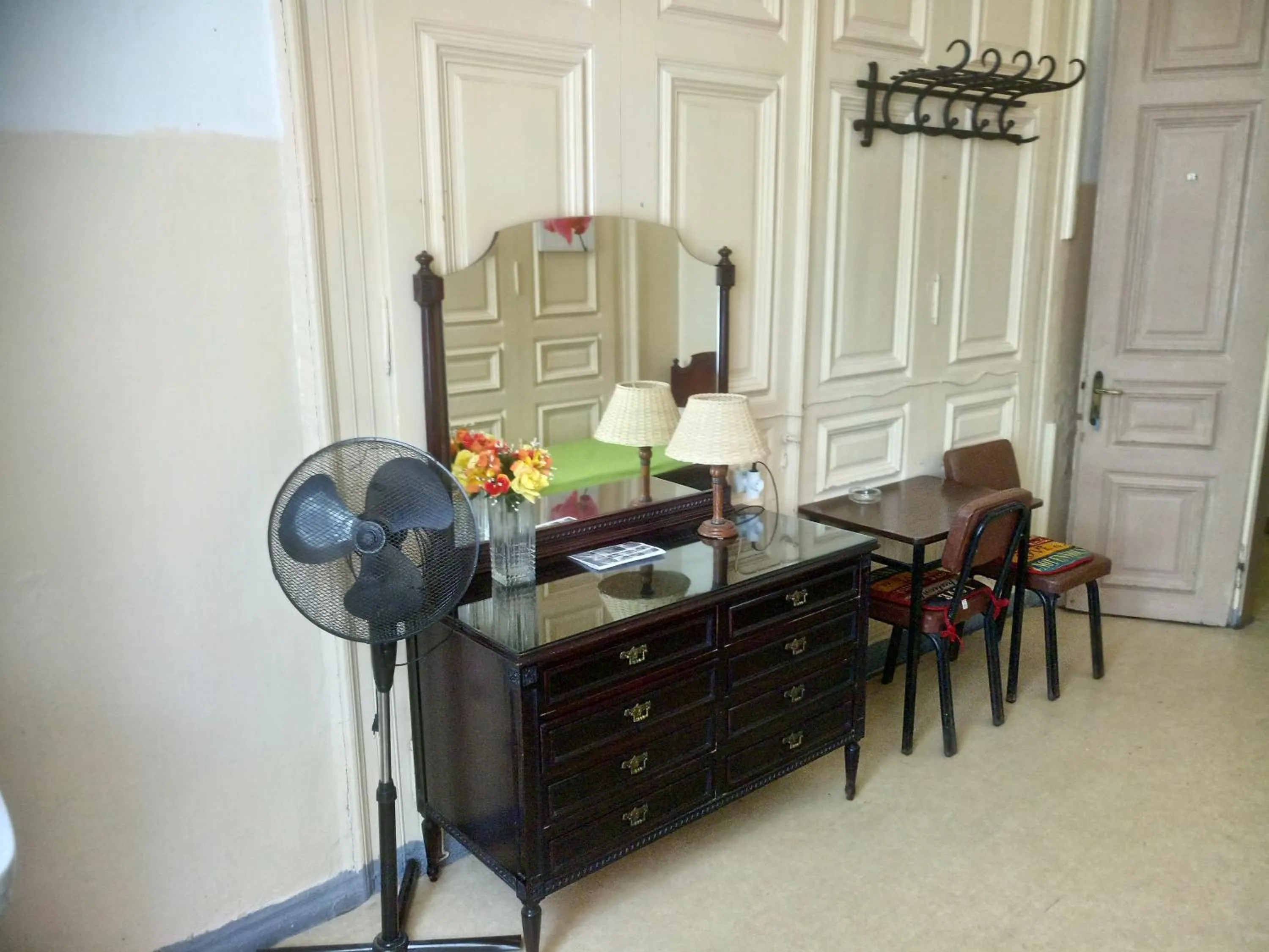 Seating area in Sparti