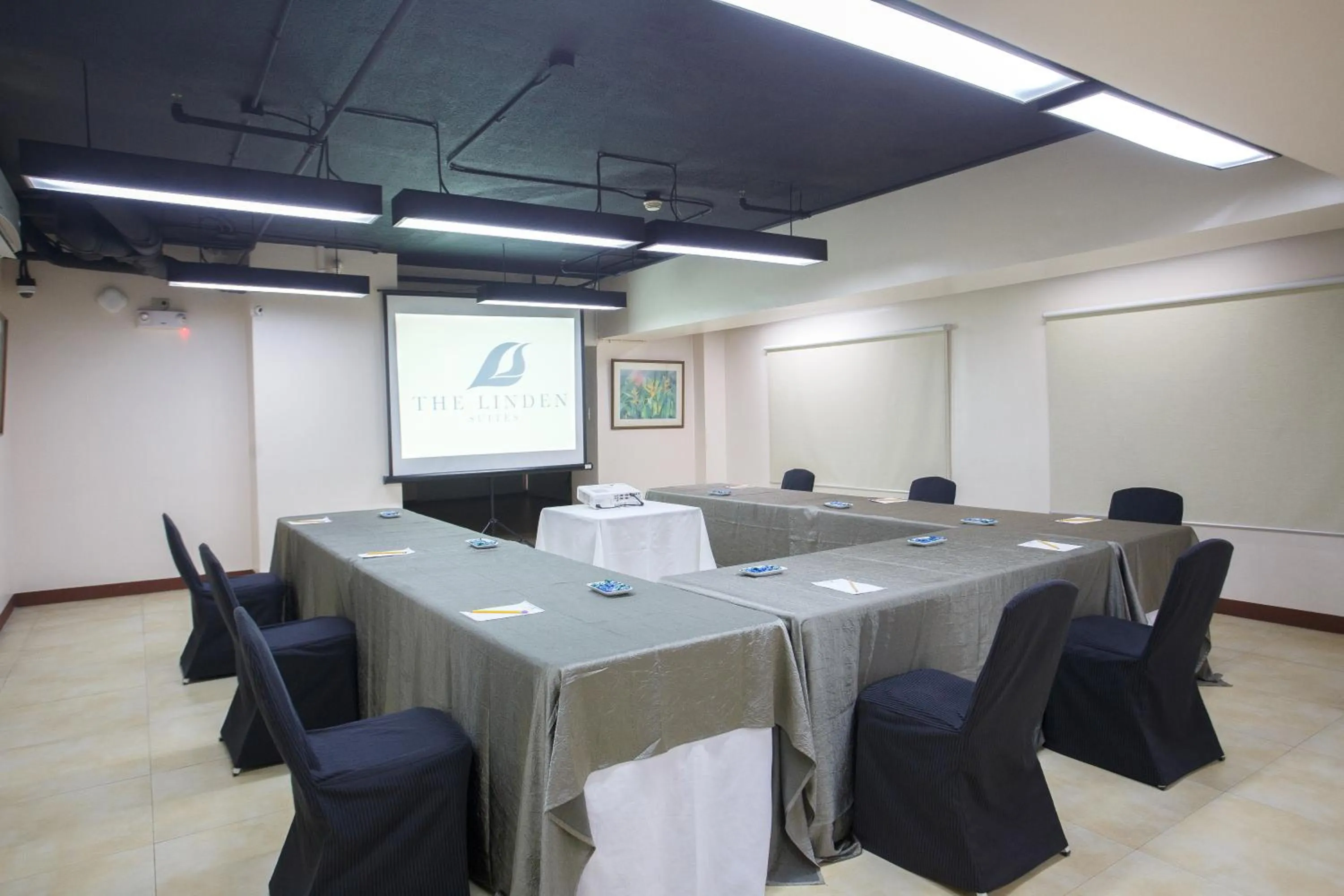 Banquet/Function facilities in The Linden Suites