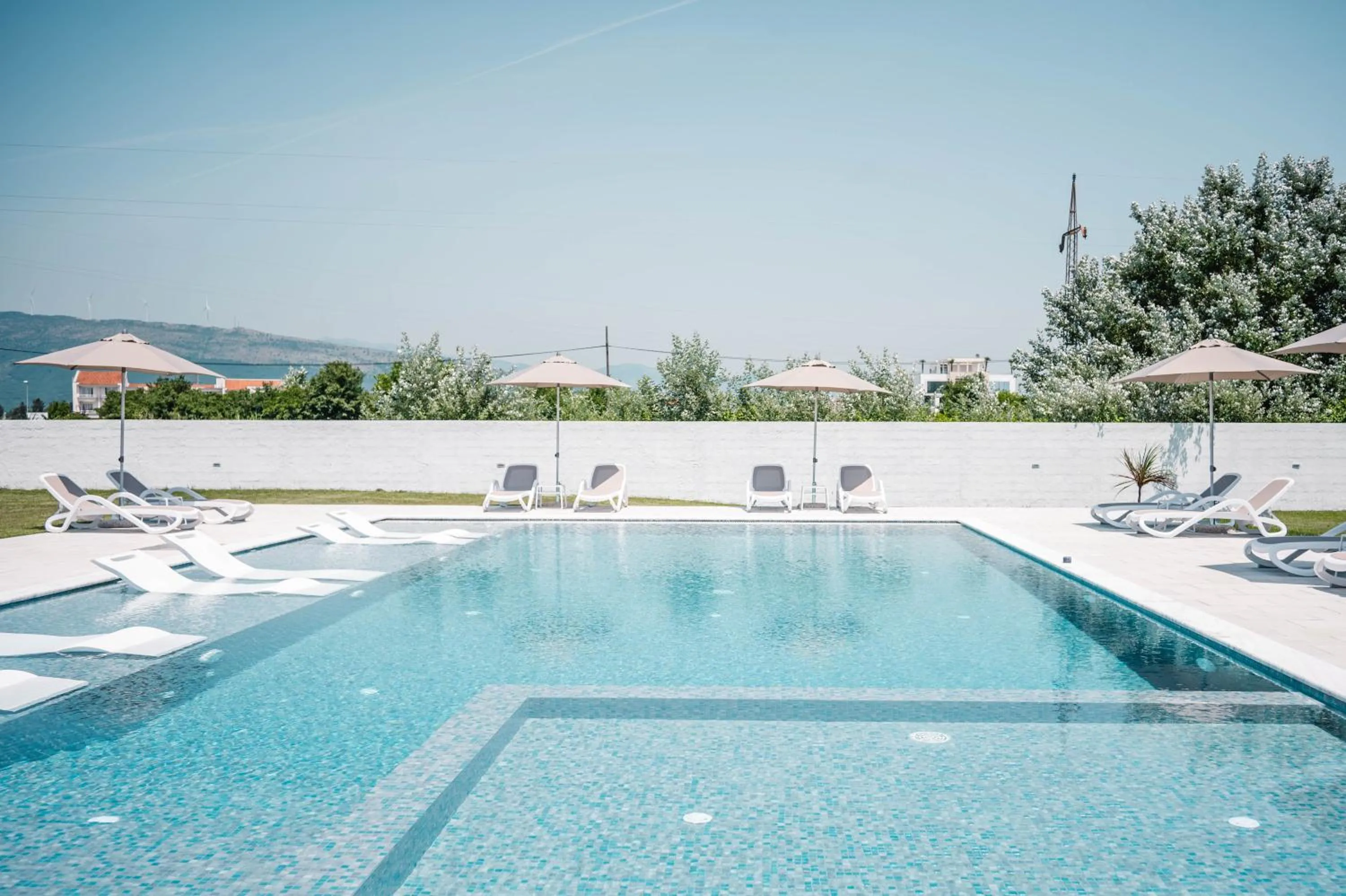 Swimming pool in Apartments Antique