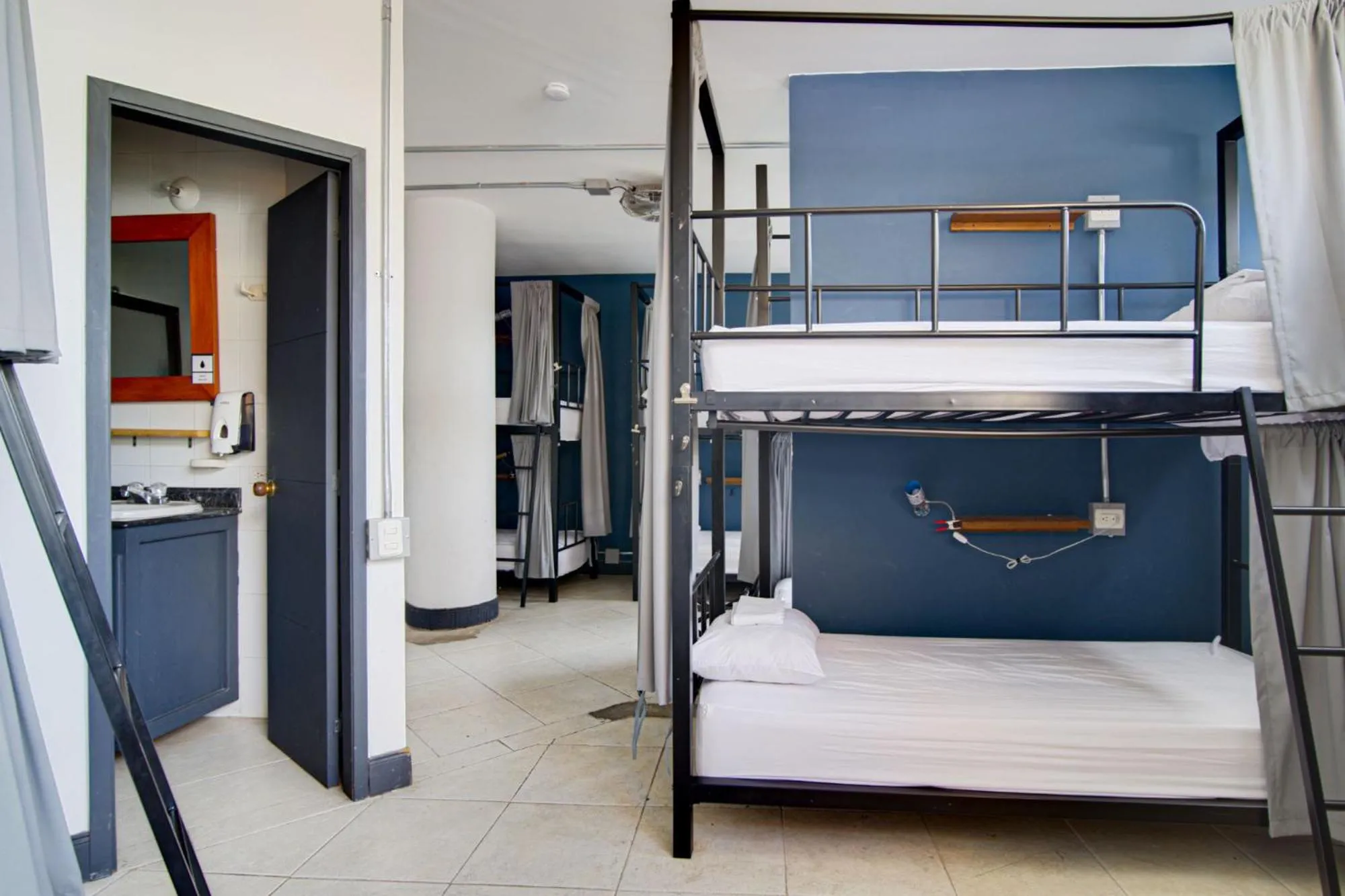 Bedroom, Bed in Socialtel Medellin