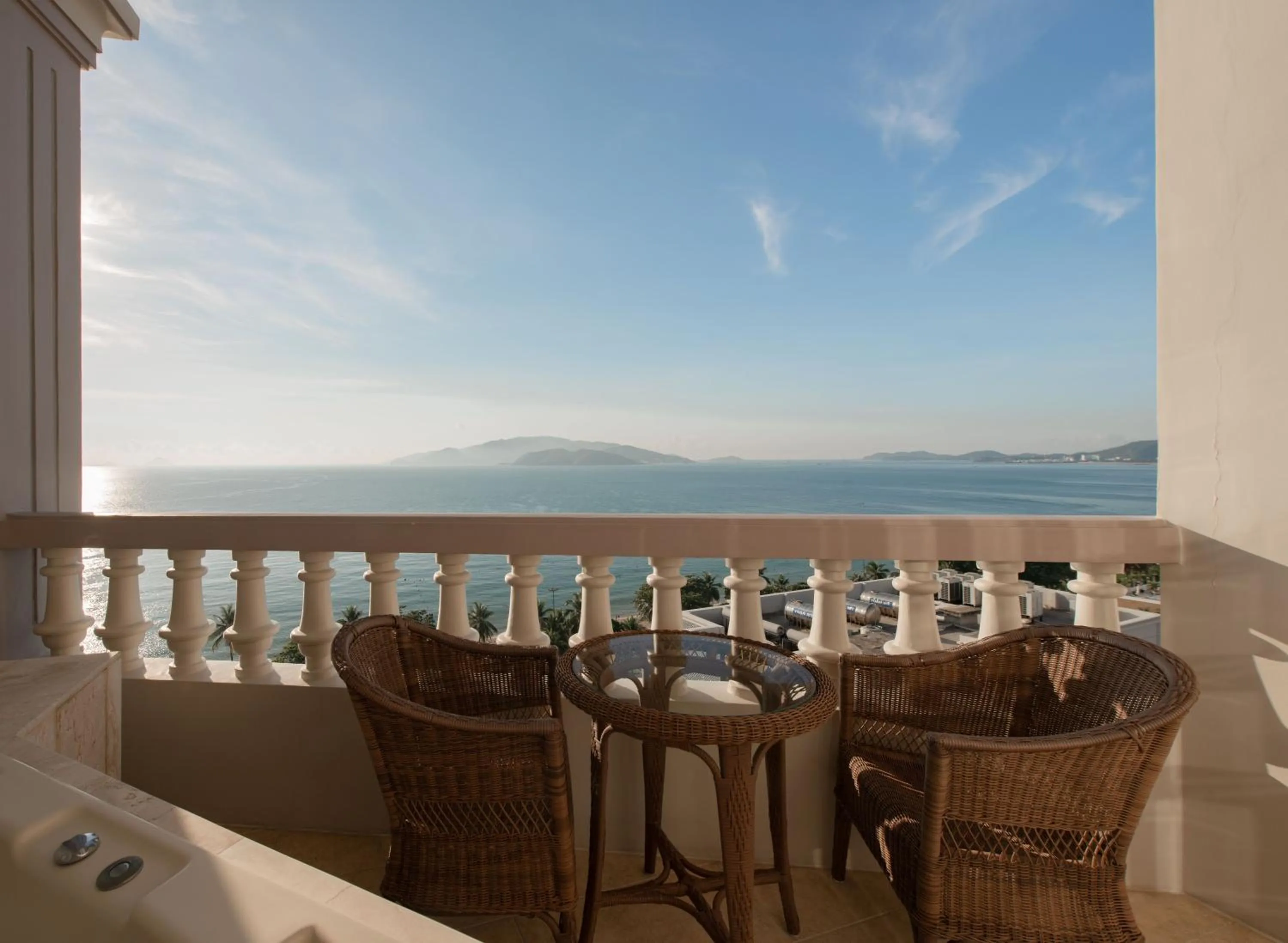 Balcony/Terrace in Sunrise Nha Trang Beach Hotel & Spa