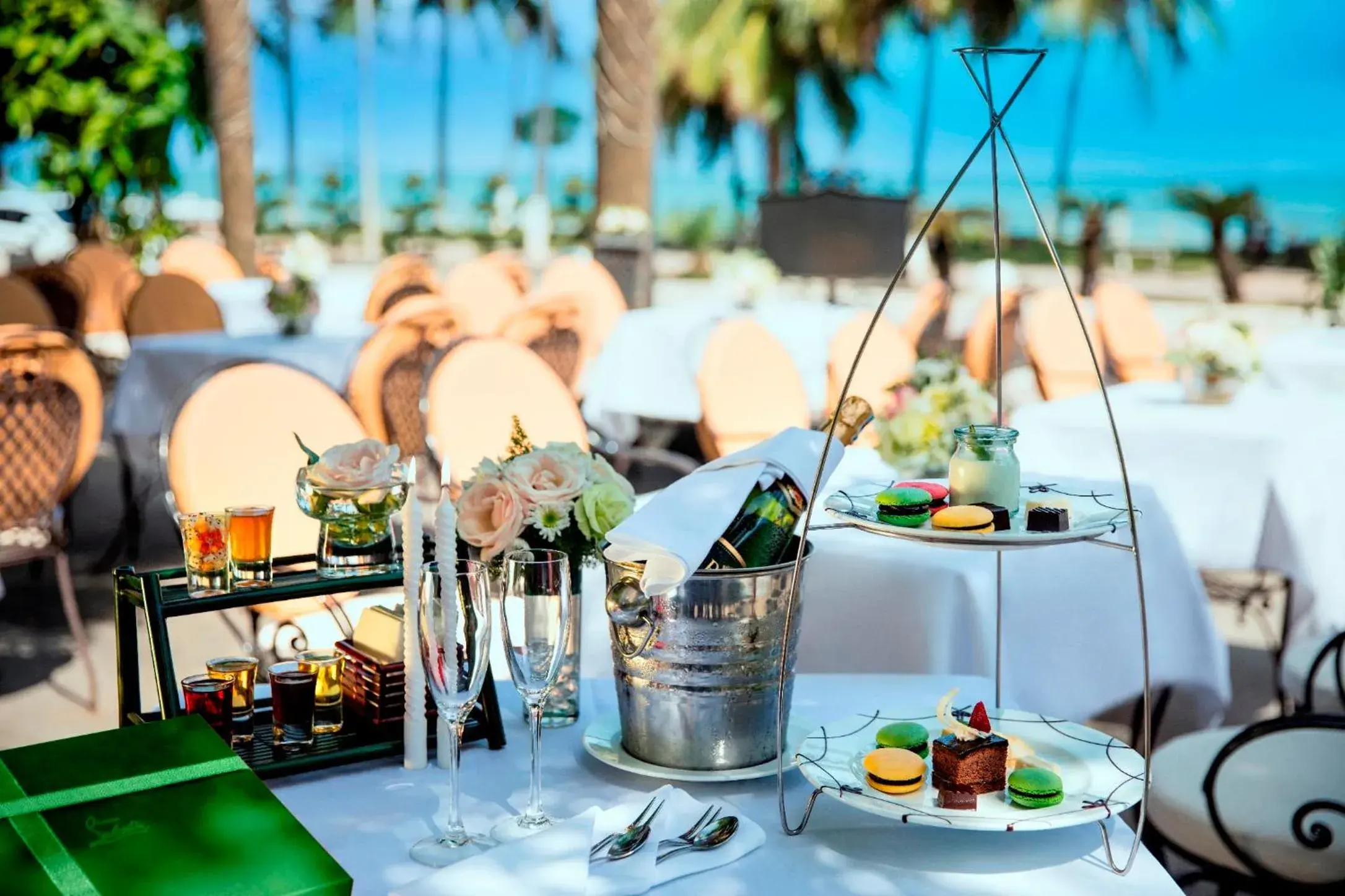 Restaurant/places to eat in Sunrise Nha Trang Beach Hotel & Spa Restaurant/places to eat in Sunrise Nha Trang Beach Hotel & Spa