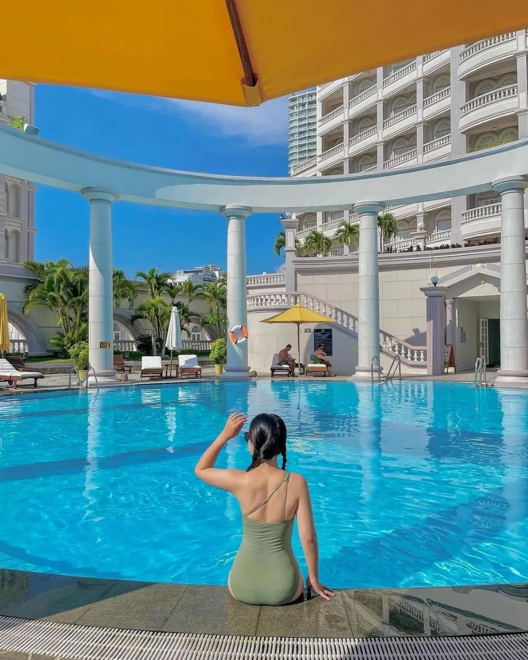 Swimming pool in Sunrise Nha Trang Beach Hotel & Spa