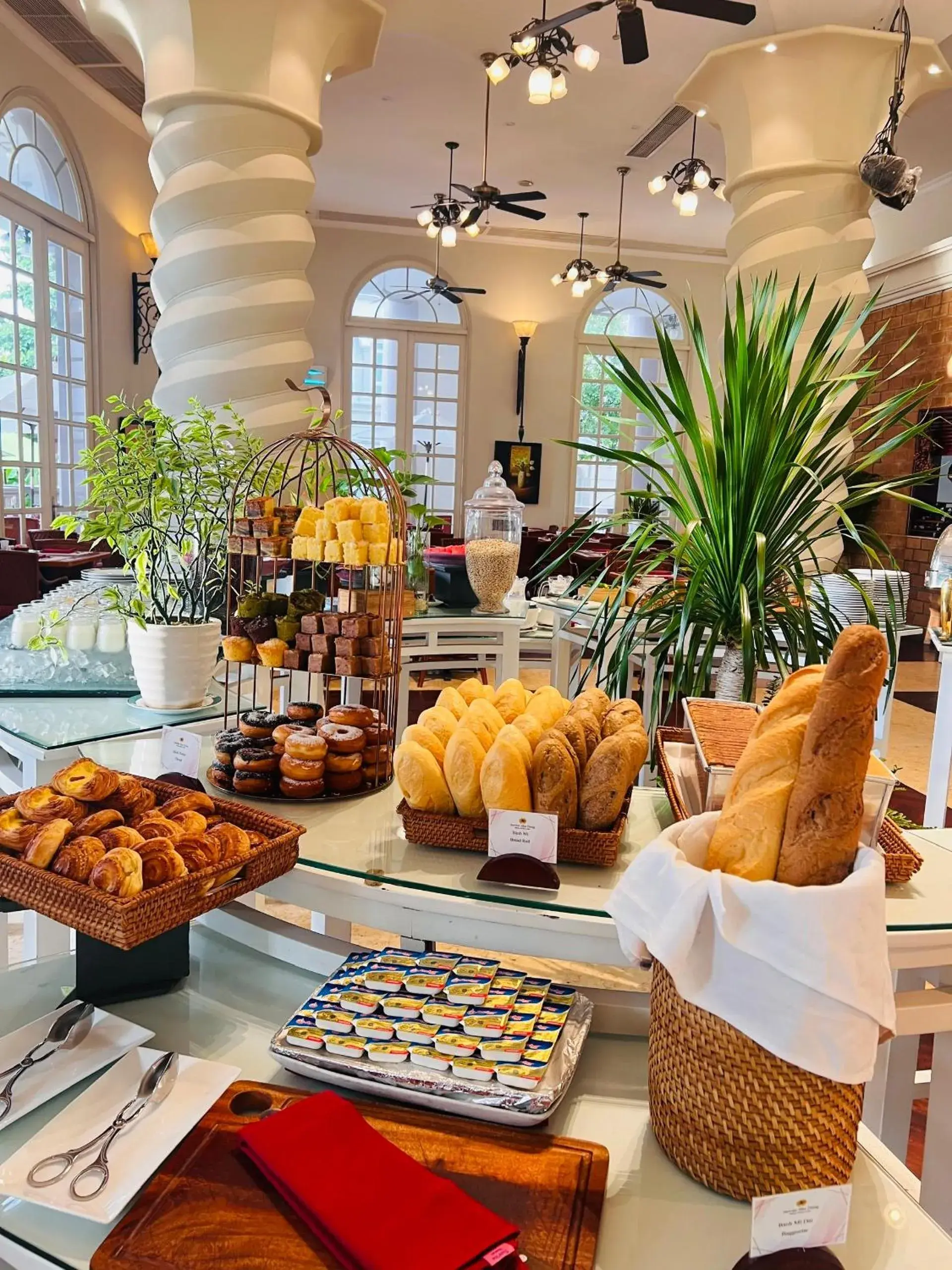 Restaurant/places to eat in Sunrise Nha Trang Beach Hotel & Spa Restaurant/places to eat in Sunrise Nha Trang Beach Hotel & Spa