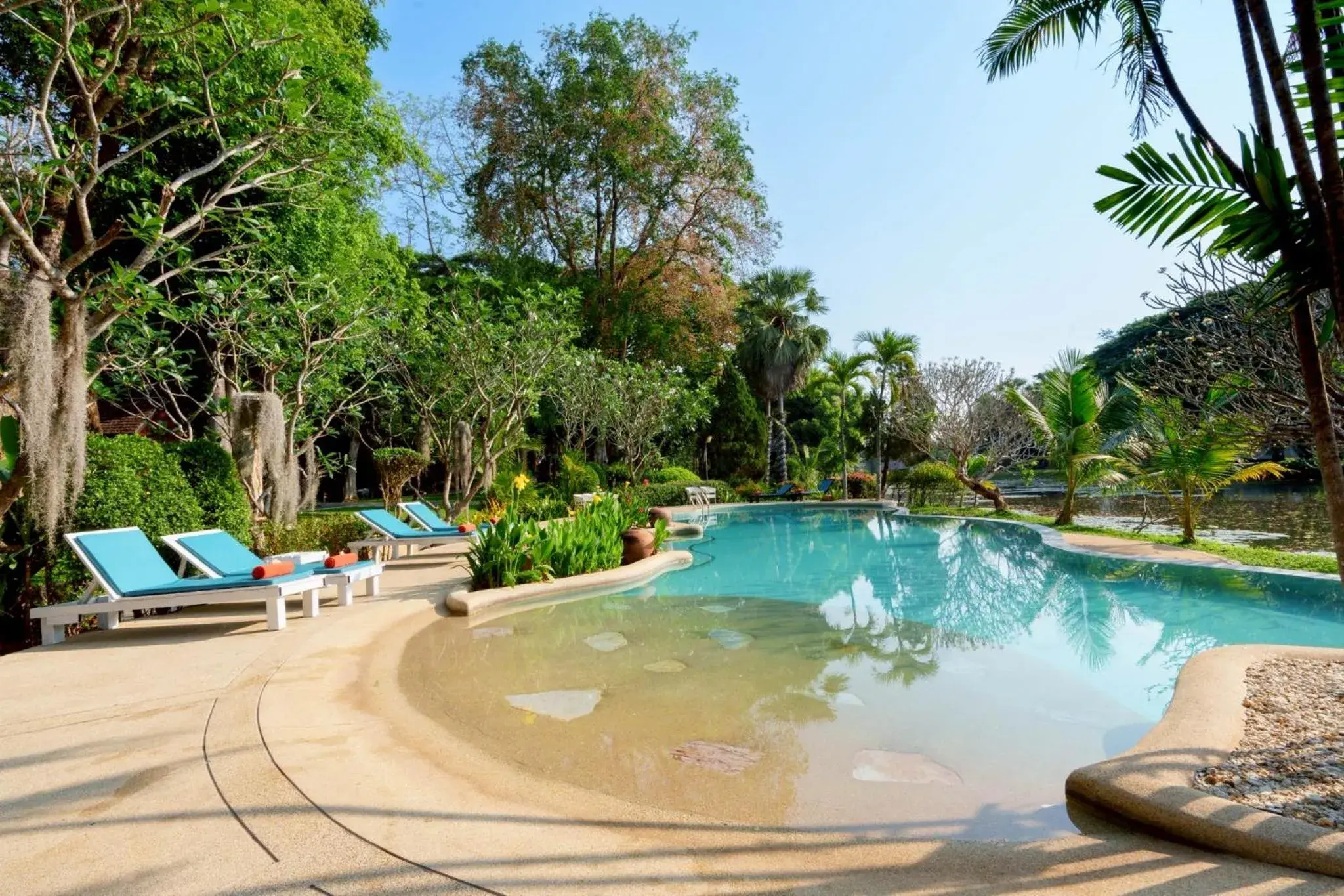 Swimming pool in Lampang River Lodge Swimming pool in Lampang River Lodge