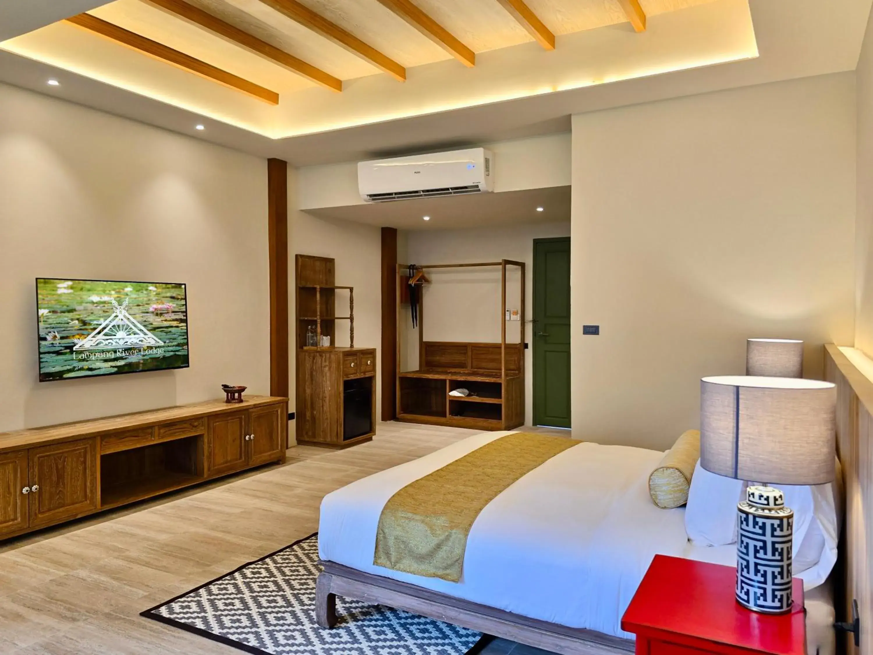 Photo of the whole room, Bed in Lampang River Lodge Photo of the whole room, Bed in Lampang River Lodge