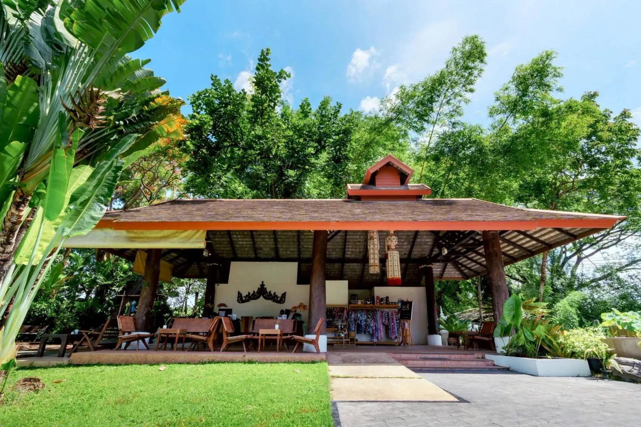 Lobby or reception in Lampang River Lodge Lobby or reception in Lampang River Lodge