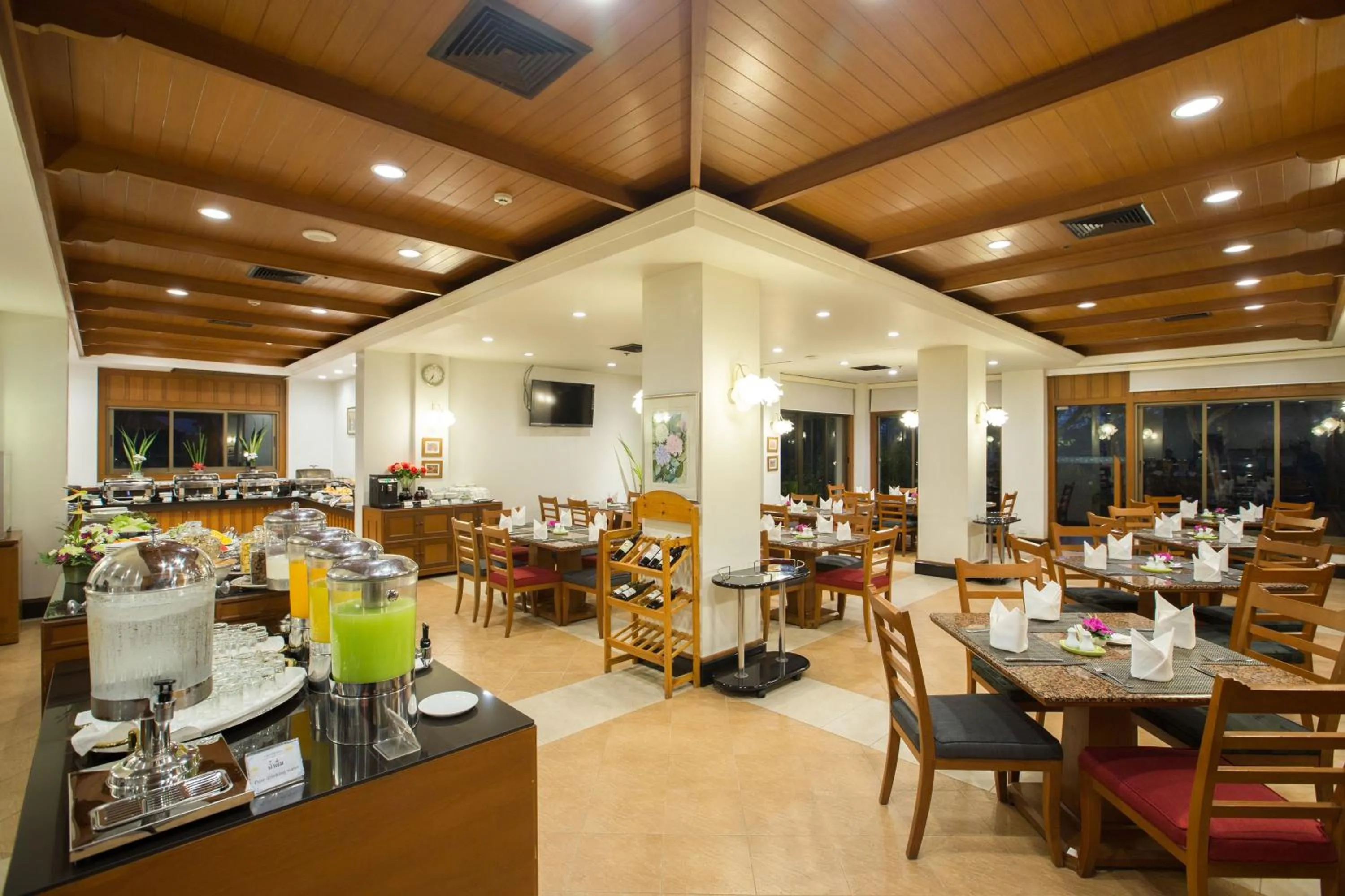 Restaurant/places to eat in The Imperial River House Resort, Chiang Rai