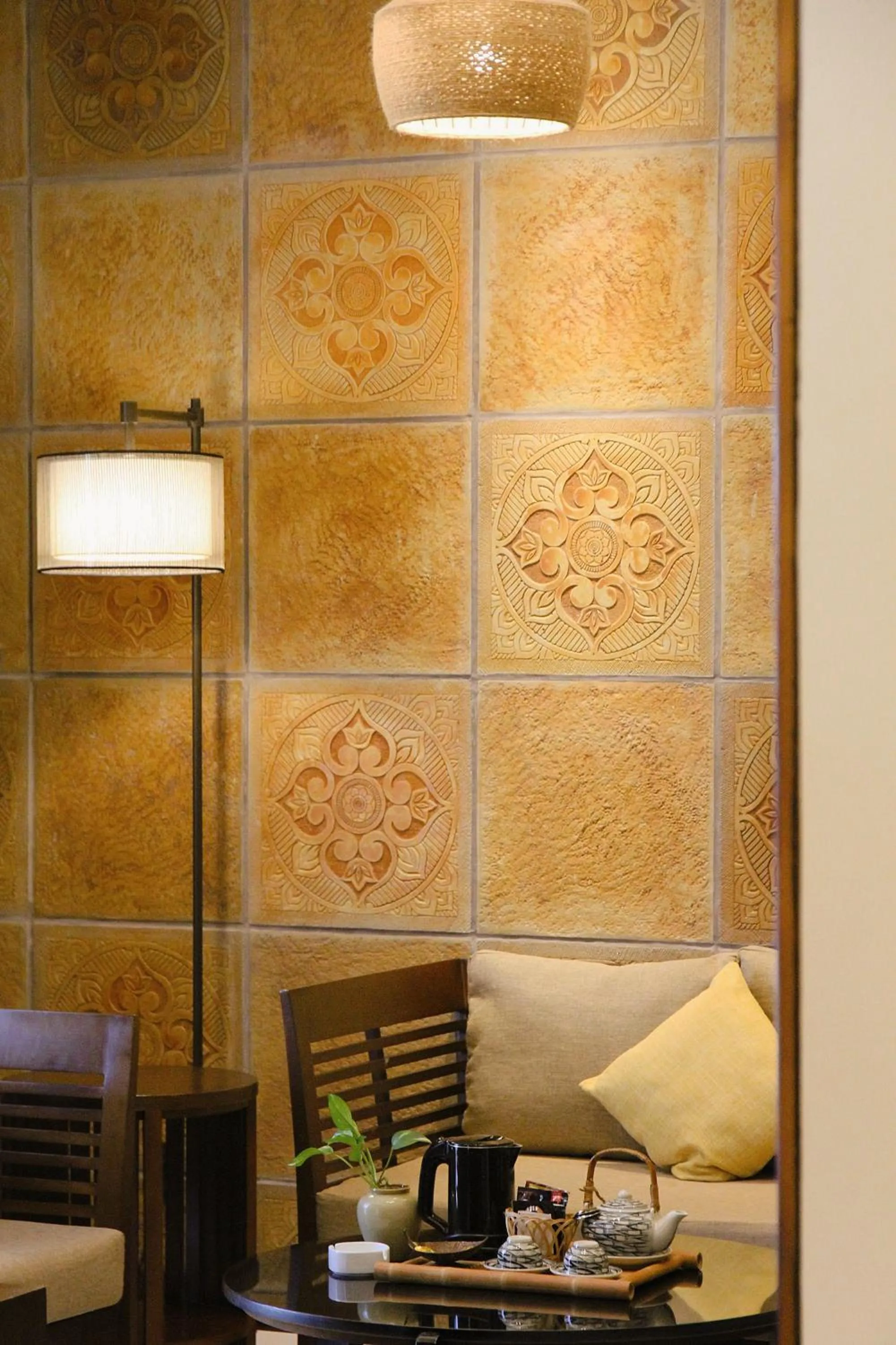 Seating area in Pandanus Resort