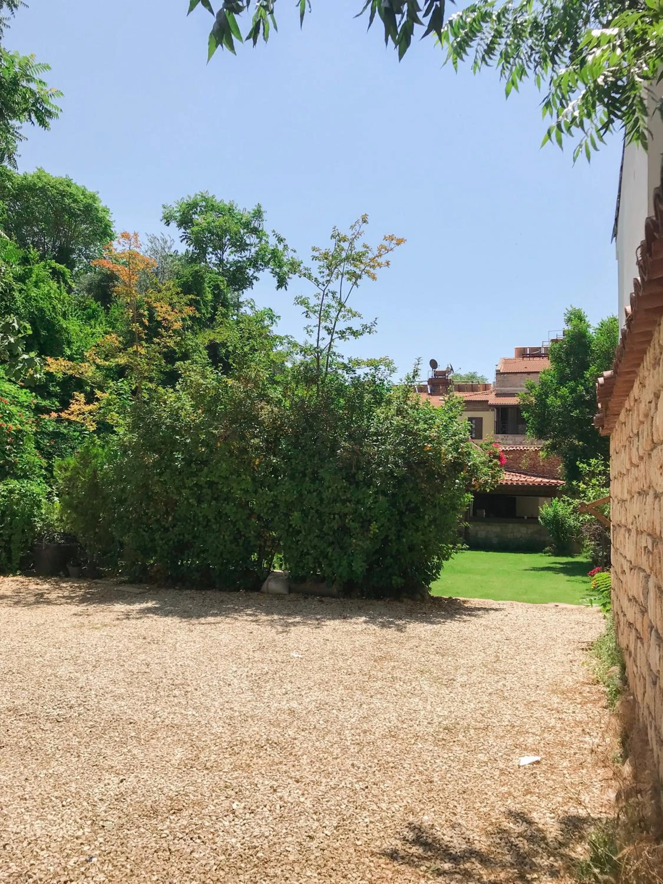 Area and facilities in The Ninova