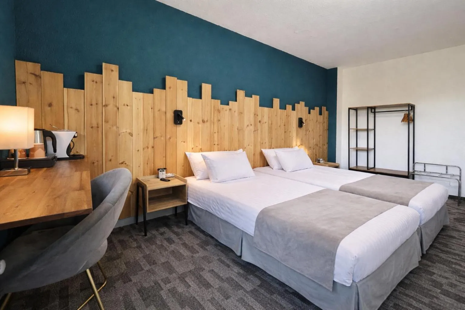 Twin Room in Logis Hotel Eden Lac