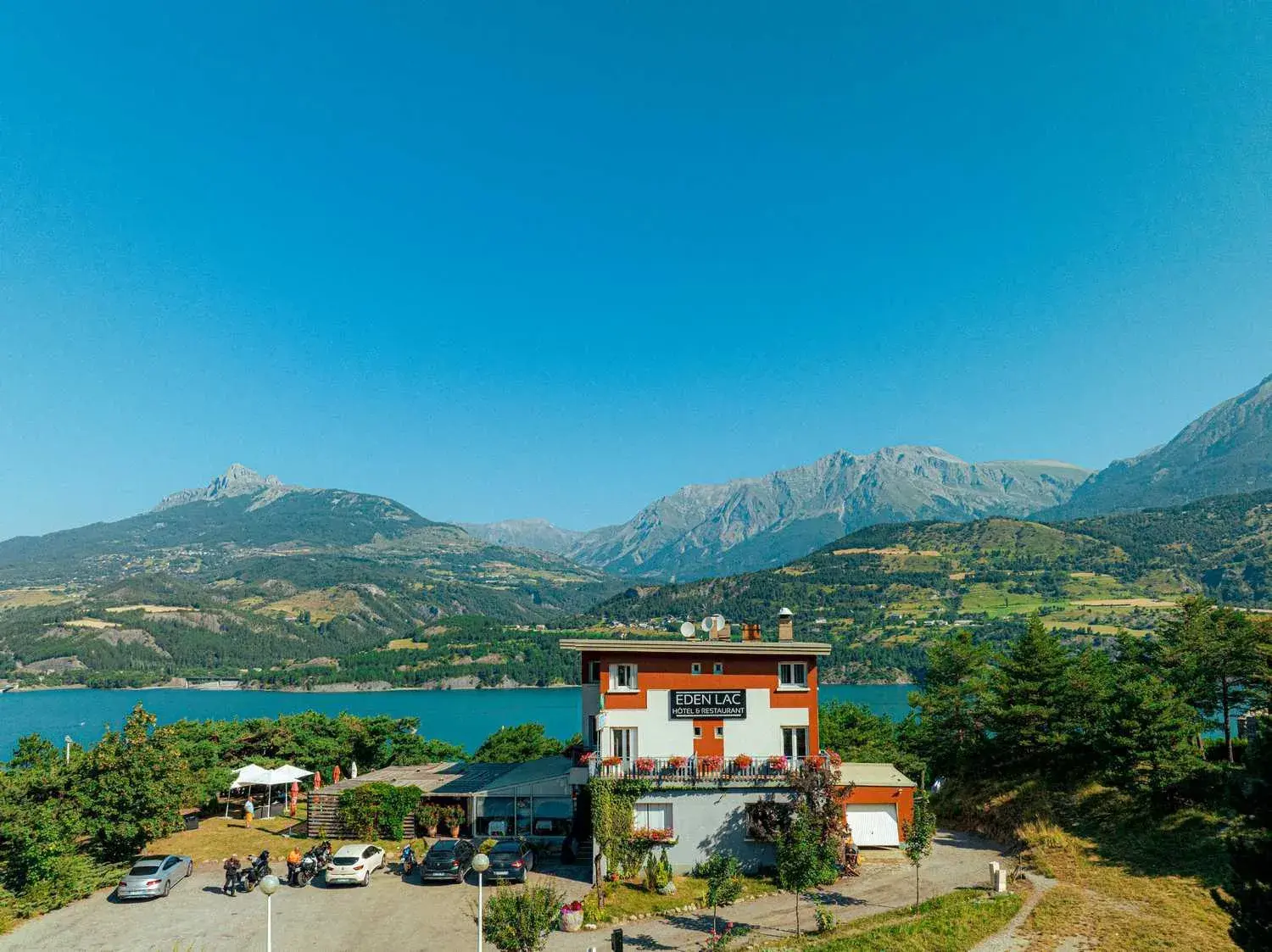 Logis Hotel Eden Lac Logis Hotel Eden Lac
