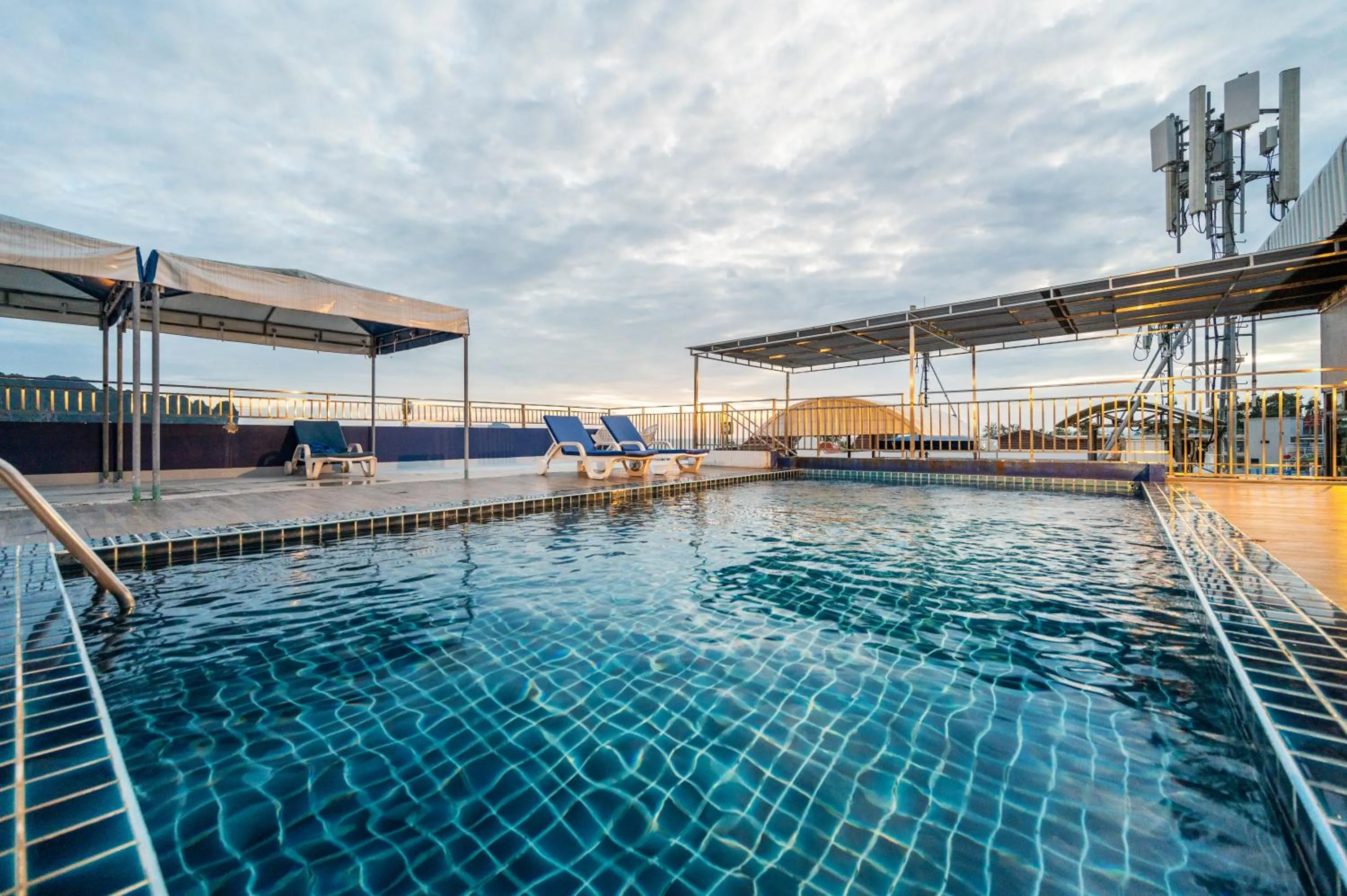 Swimming pool in Kokotel Krabi Ao Nang
