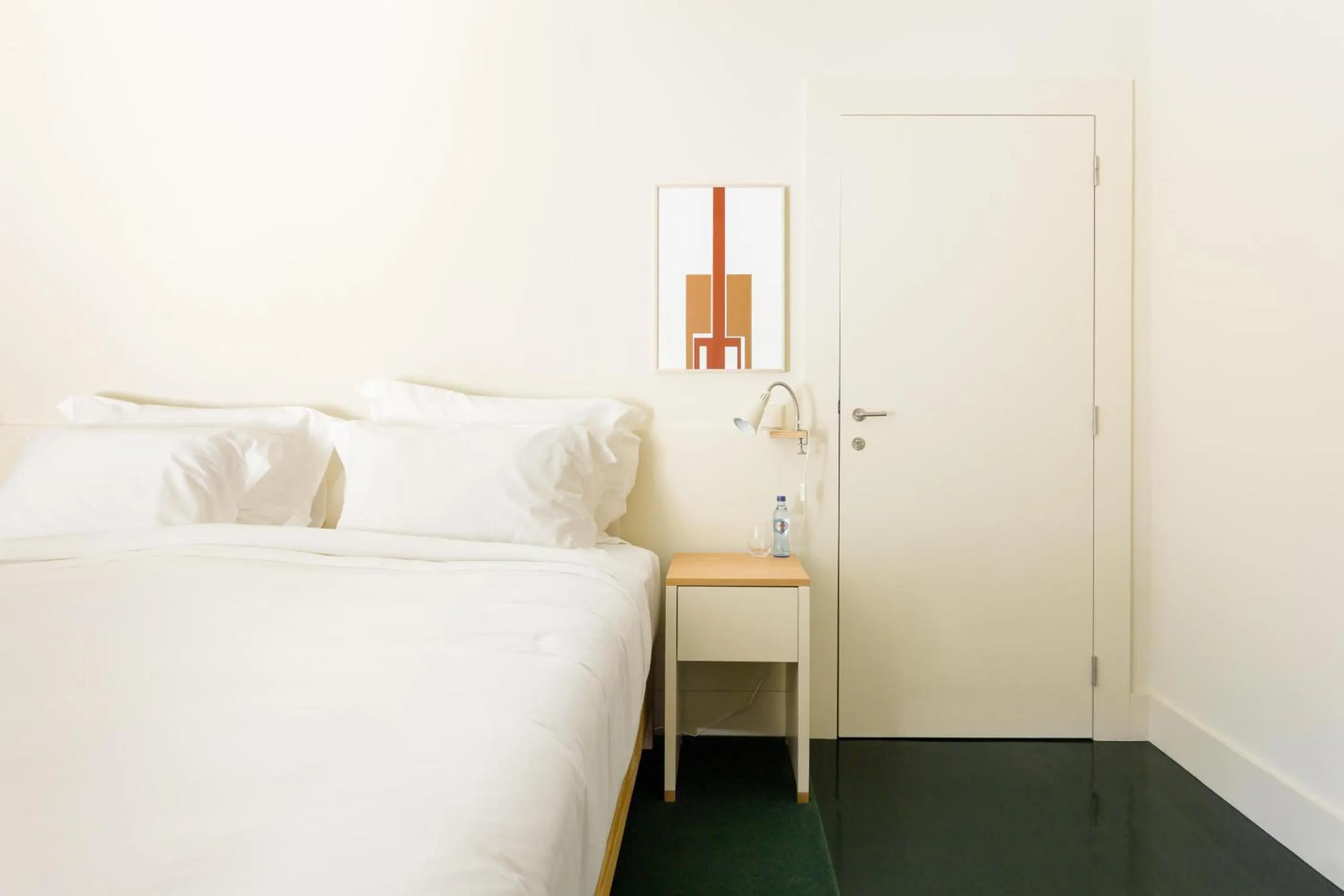 Bed in Duas Portas Townhouse