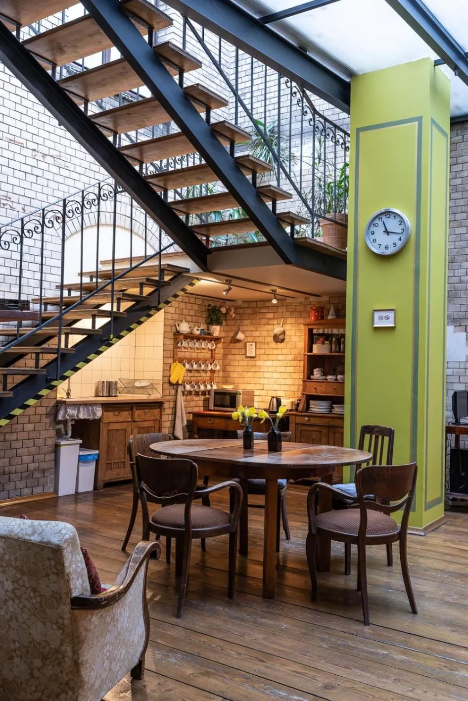 Kitchen or kitchenette in Hostel, Pokoje gościnne Mleczarnia - Ozonowane