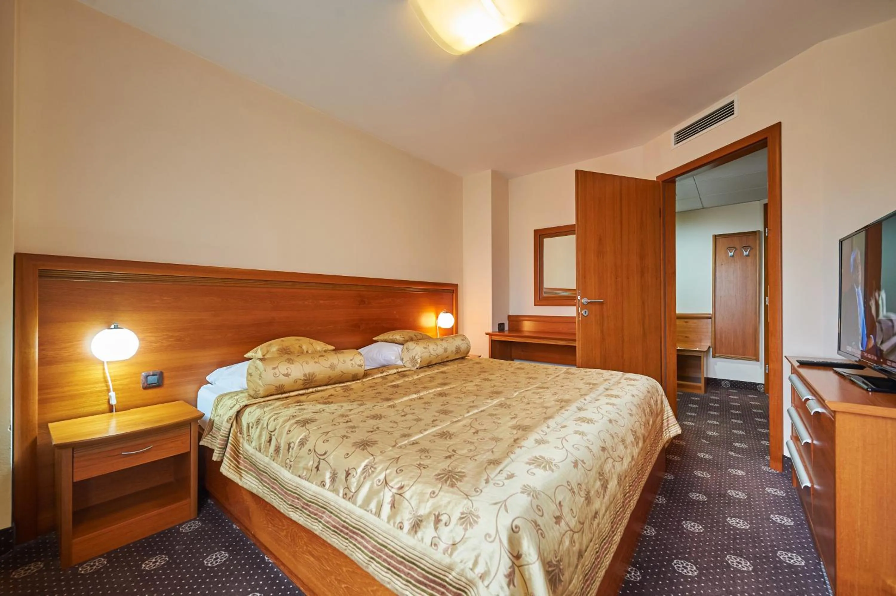 Bedroom in Hotel Korosica