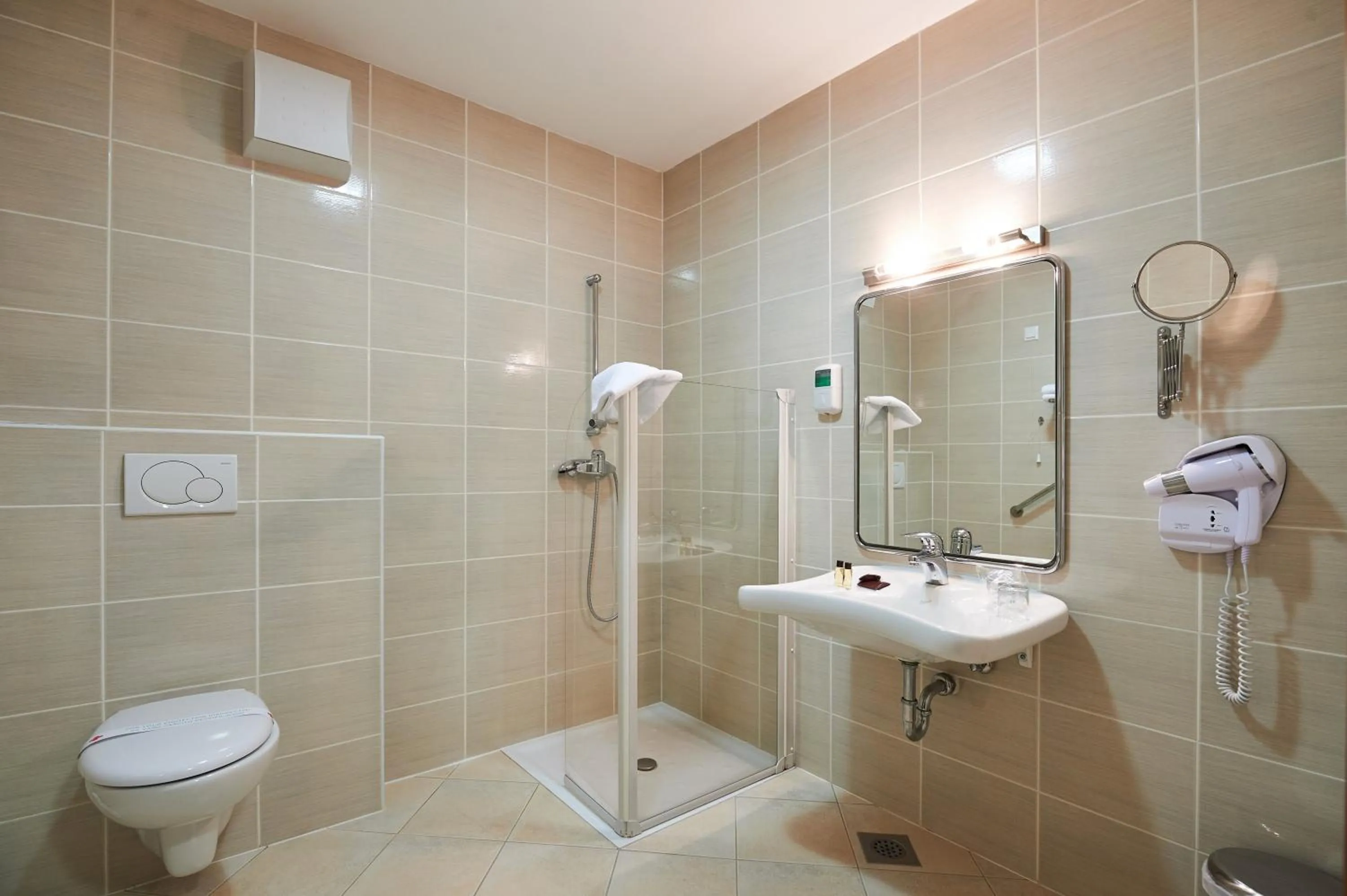 Bathroom in Hotel Korosica