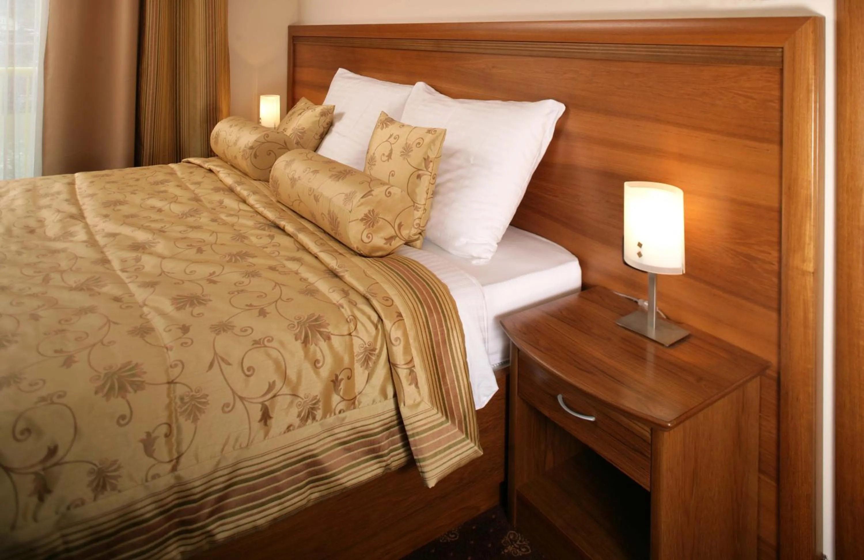 Bed in Hotel Korosica