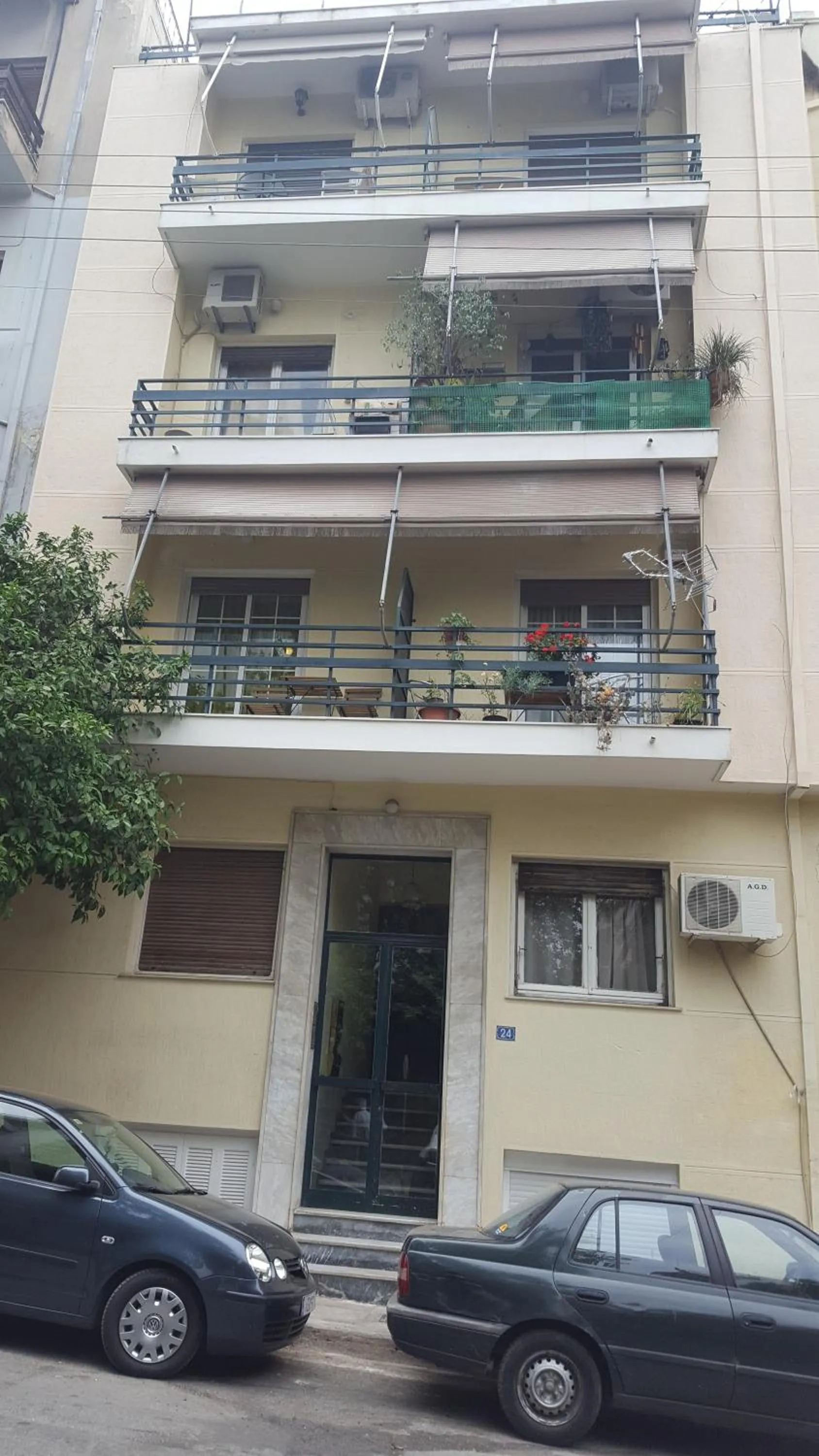 Property building in Zoe's Studio