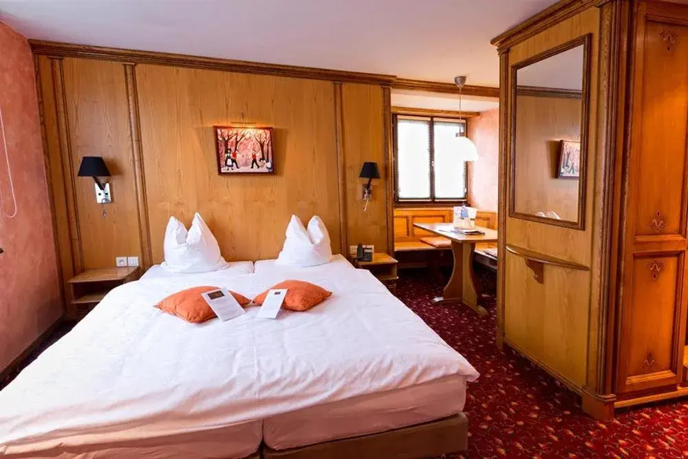 Bedroom, Bed in Hotel - Restaurant Le Cerf & Spa Bedroom, Bed in Hotel - Restaurant Le Cerf & Spa