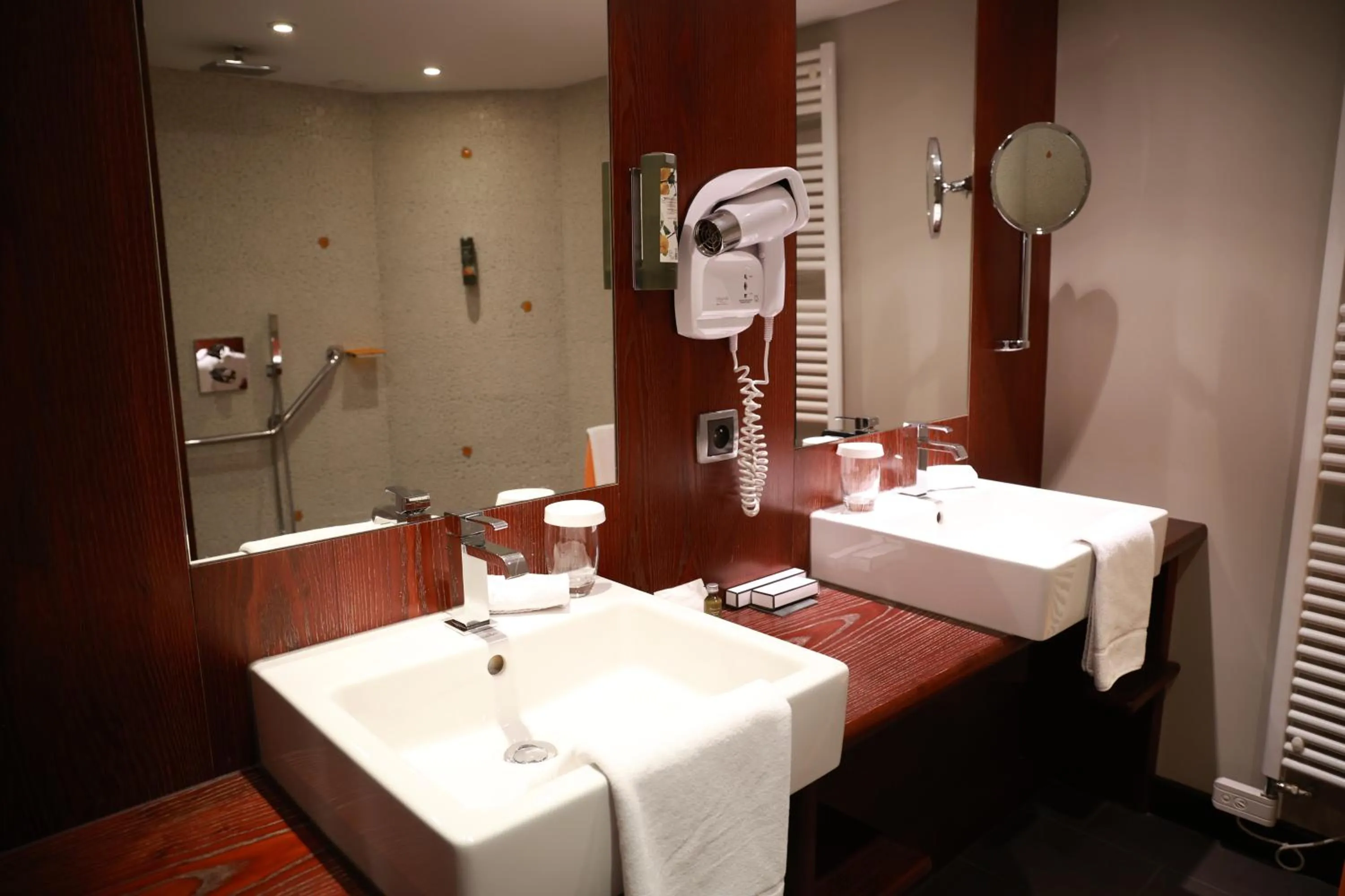 Bathroom in Hotel - Restaurant Le Cerf & Spa