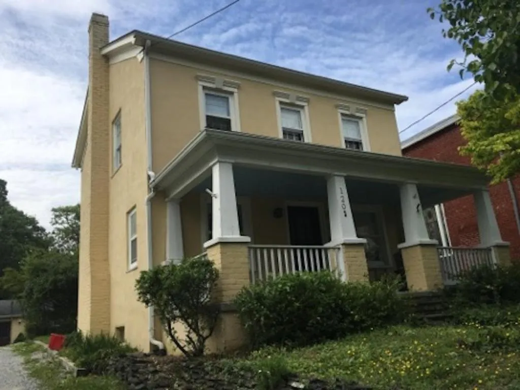 Property building in Riley House