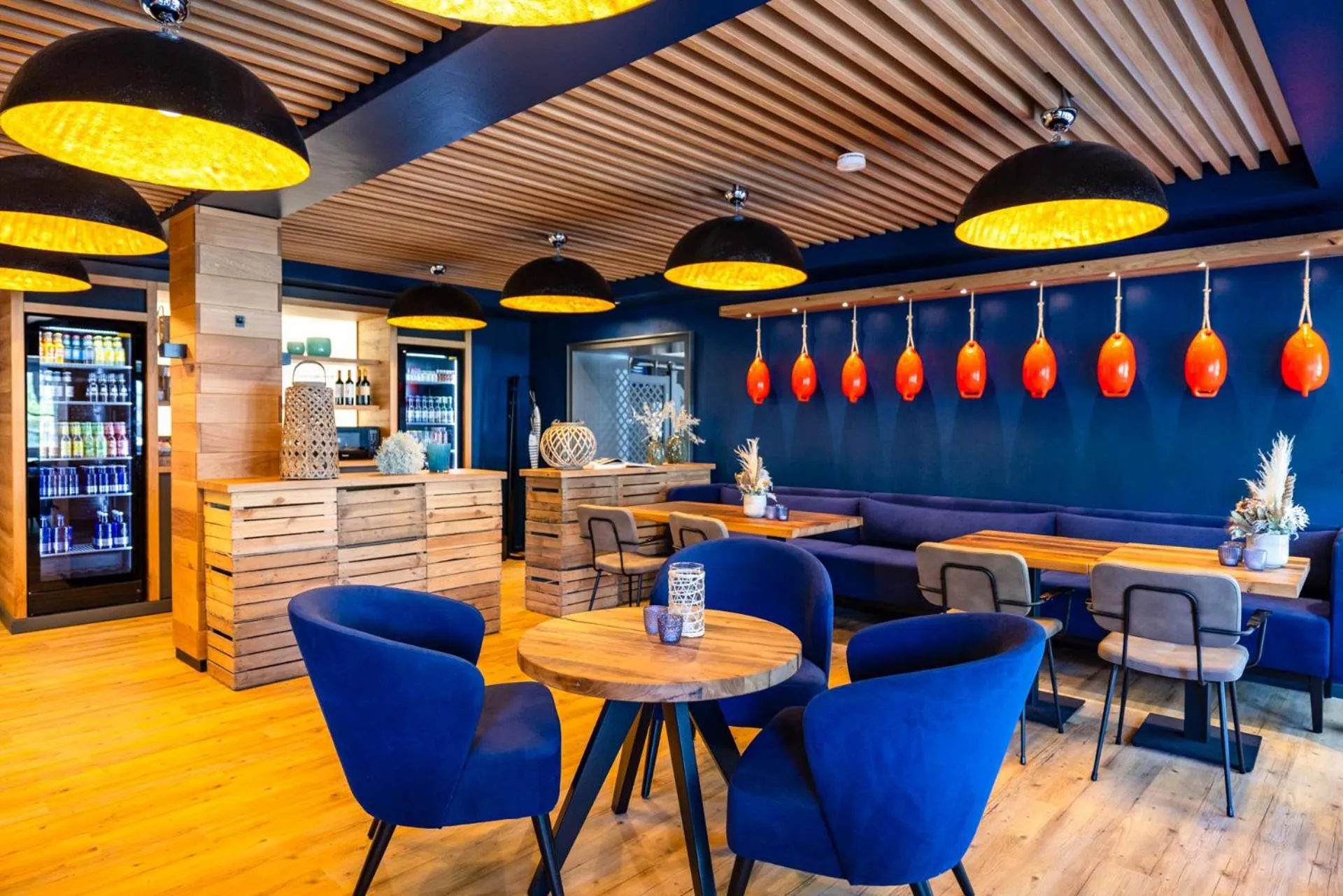 Lounge or bar in The Oceans