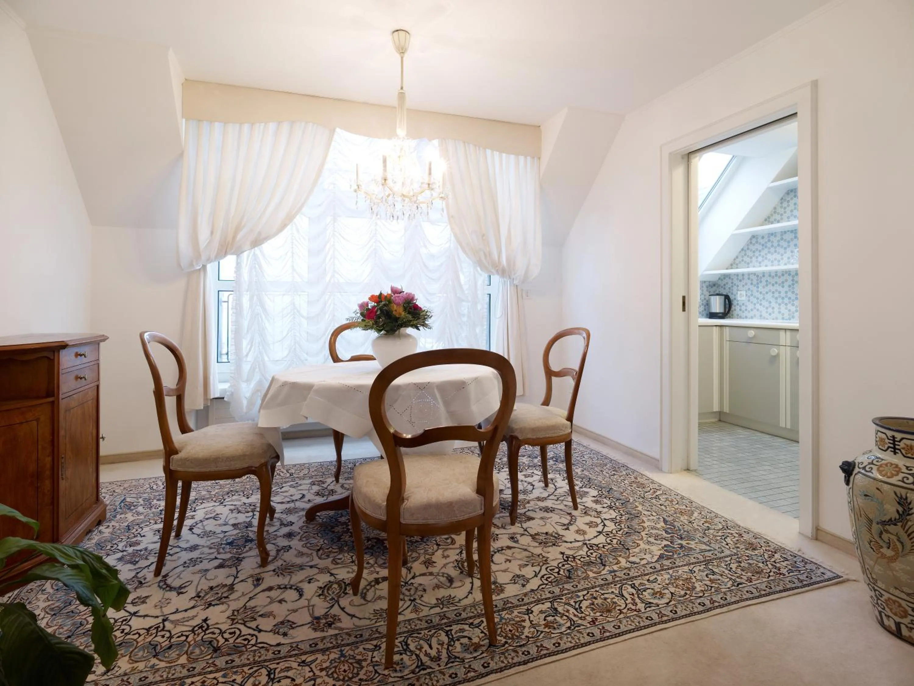 Dining area in Hotel Mozart
